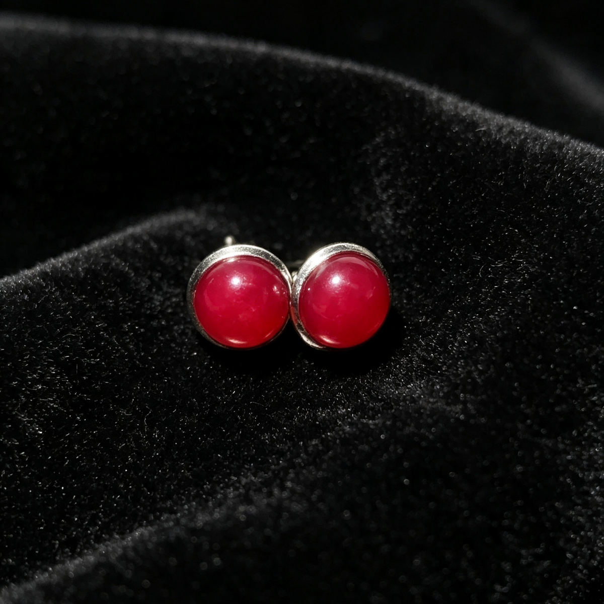 Natural Red Agate Round Stud Earrings, Glossy Red Gemstone Simple Minimalist Daily Jewelry