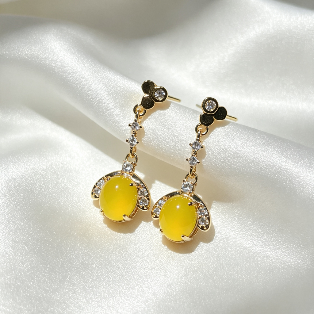 Natural Yellow Agate Dangle Earrings, Gold‑Toned Drop Earrings with Clear Accent Stones, Vintage Elegant Evening Jewelry