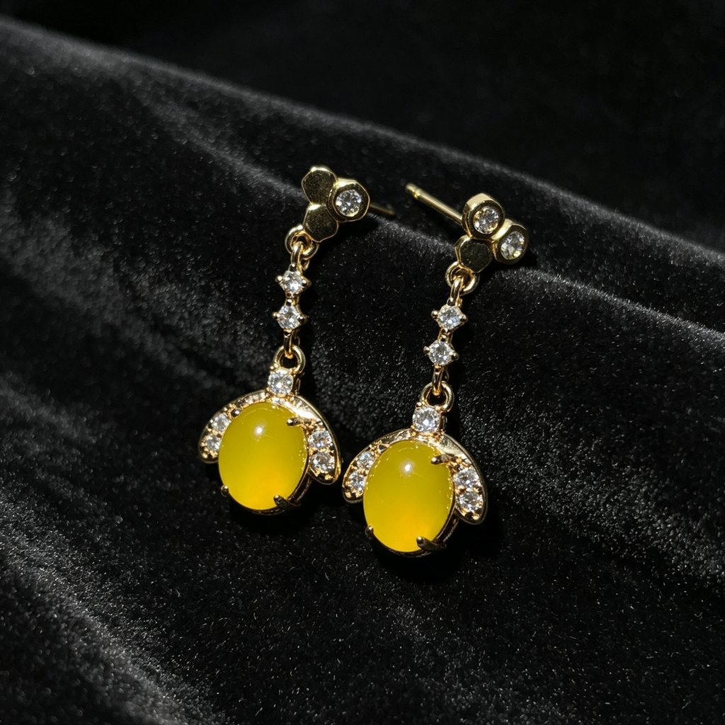 Natural Yellow Agate Dangle Earrings, Gold‑Toned Drop Earrings with Clear Accent Stones, Vintage Elegant Evening Jewelry