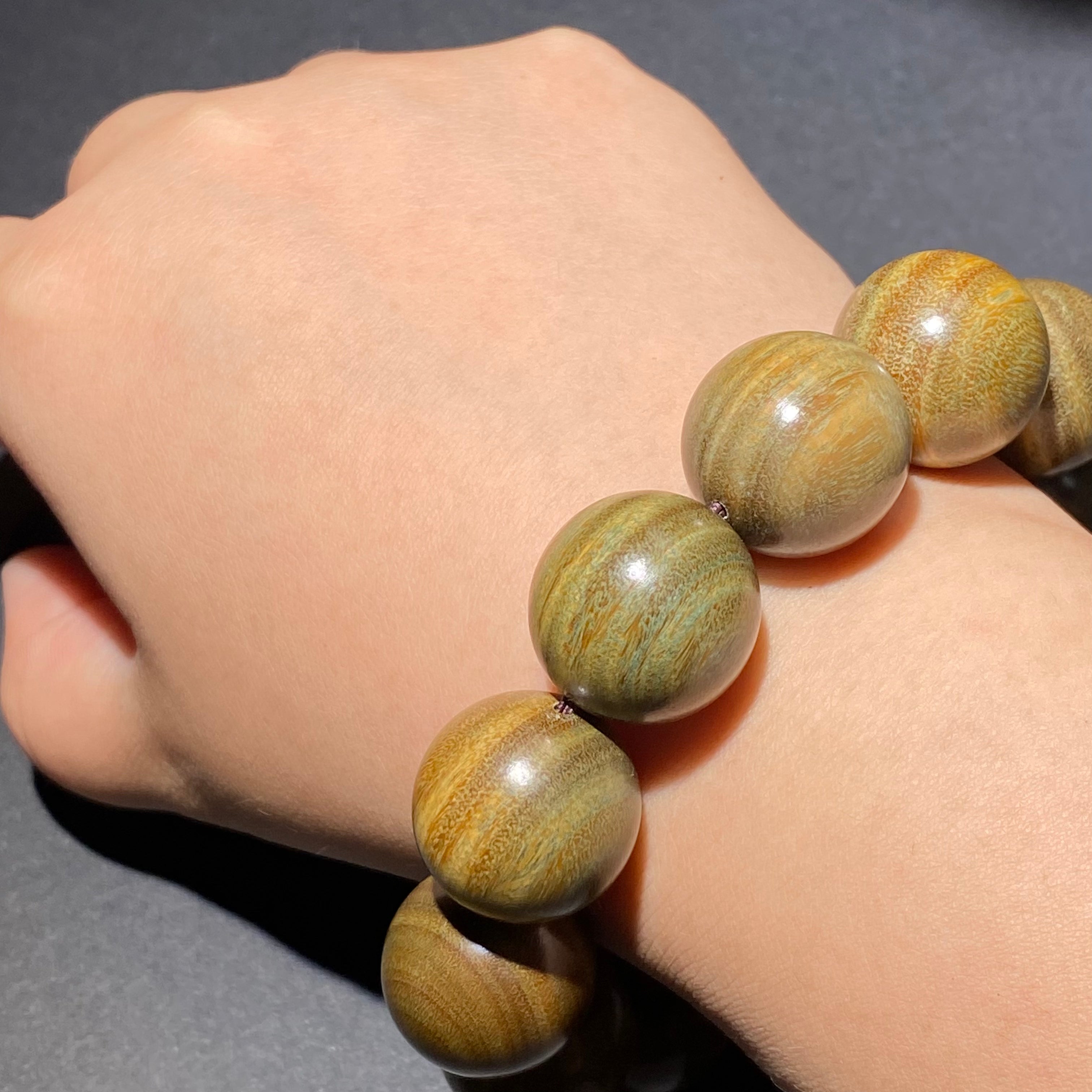 Natural Green Sandalwood Beaded Bracelet