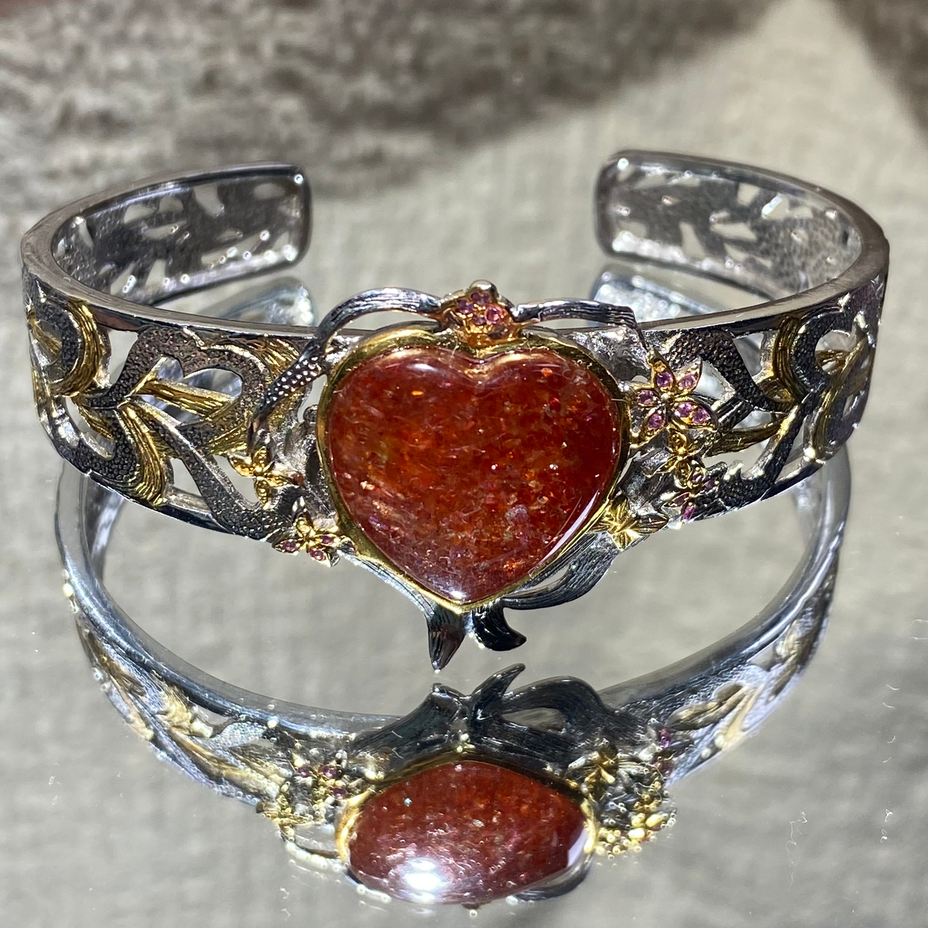 Natural Sunstone Heart s925 bangle