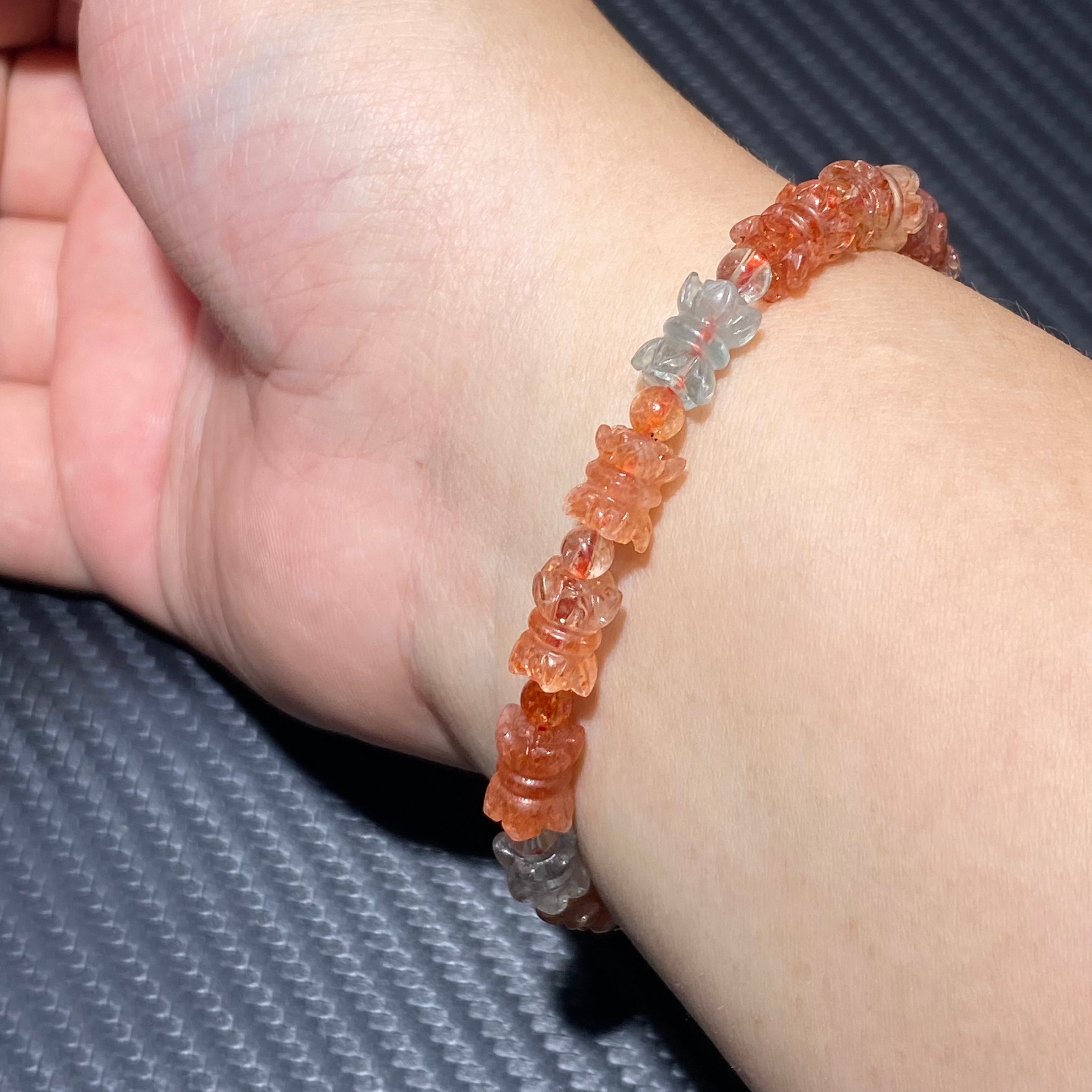 Natural Hand-Carved Sunstone Bracelet 15-16cm