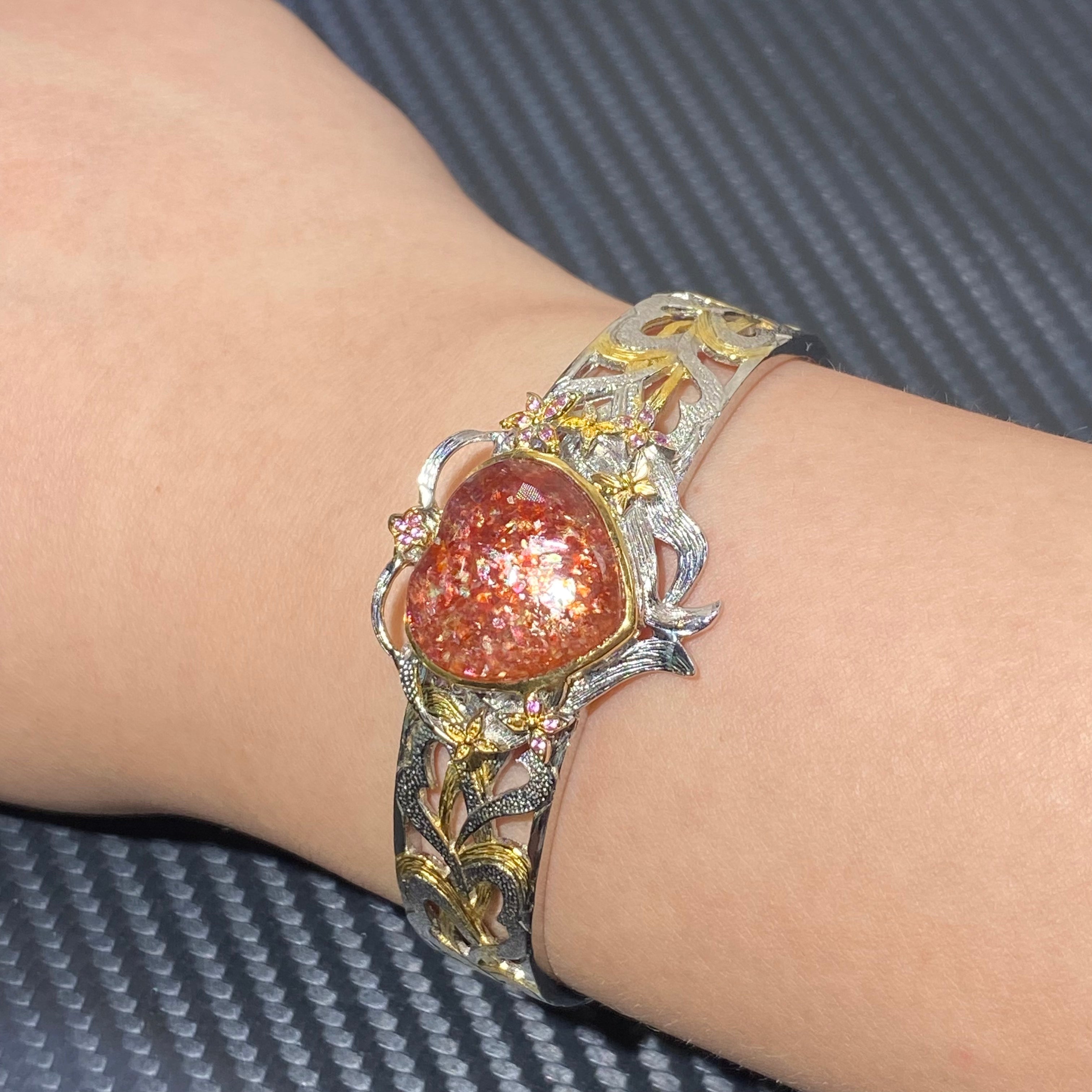 Natural Sunstone Heart s925 bangle