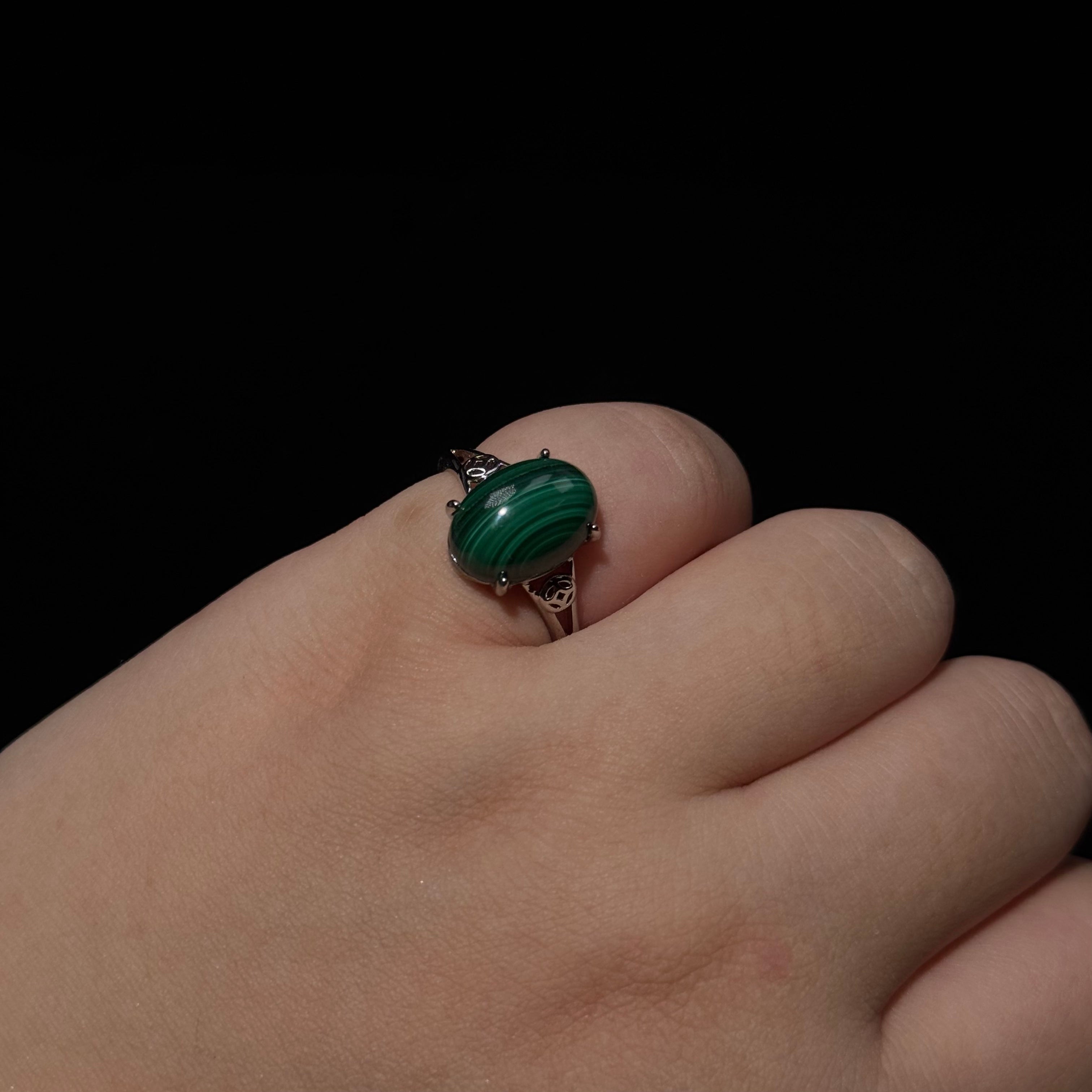 Adjustable Copper Crystal Ring Set - 30+ Colorful Gem Rings for Daily/Party Wear