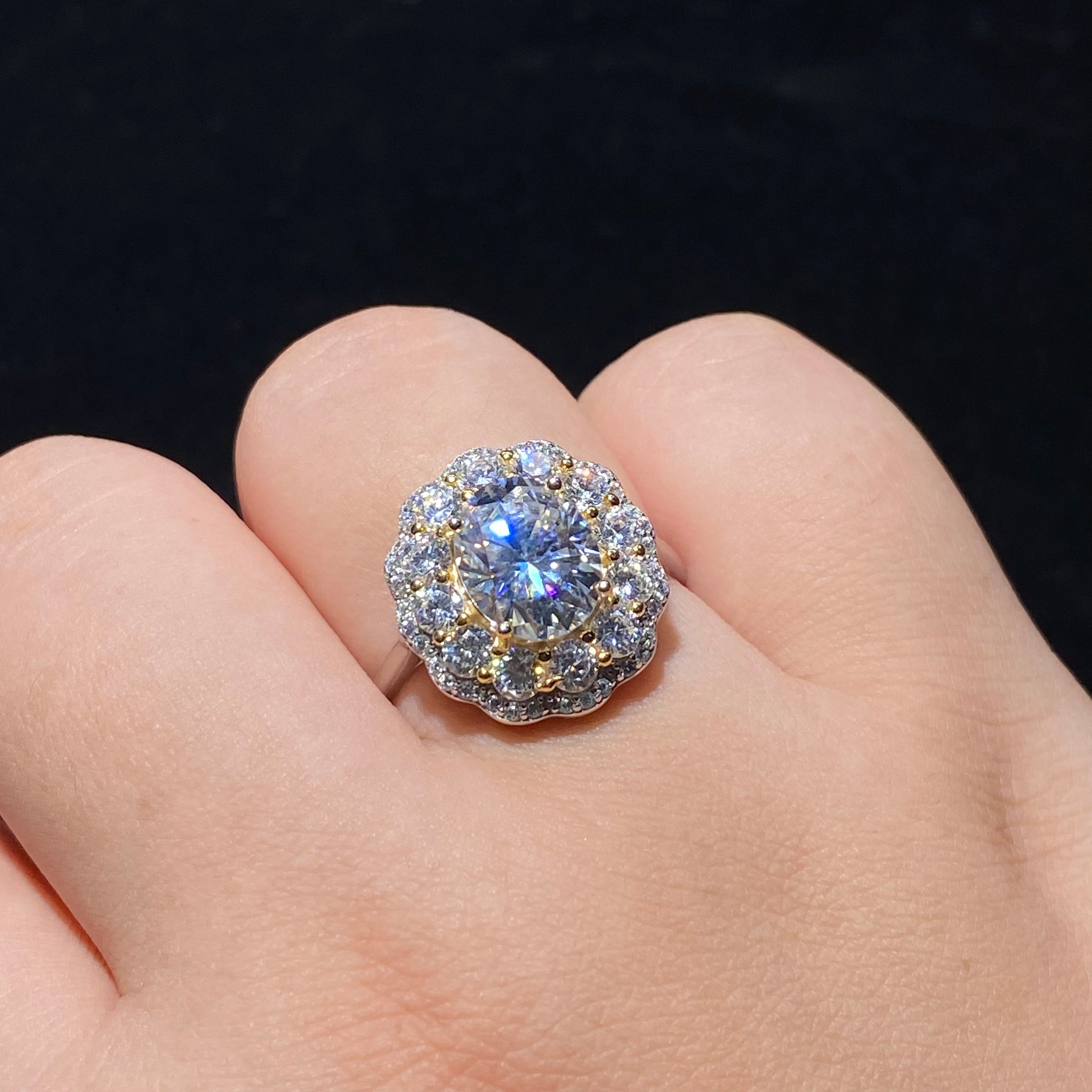 Two-Tone Flower Halo Moissanite S925 Statement Ring✨