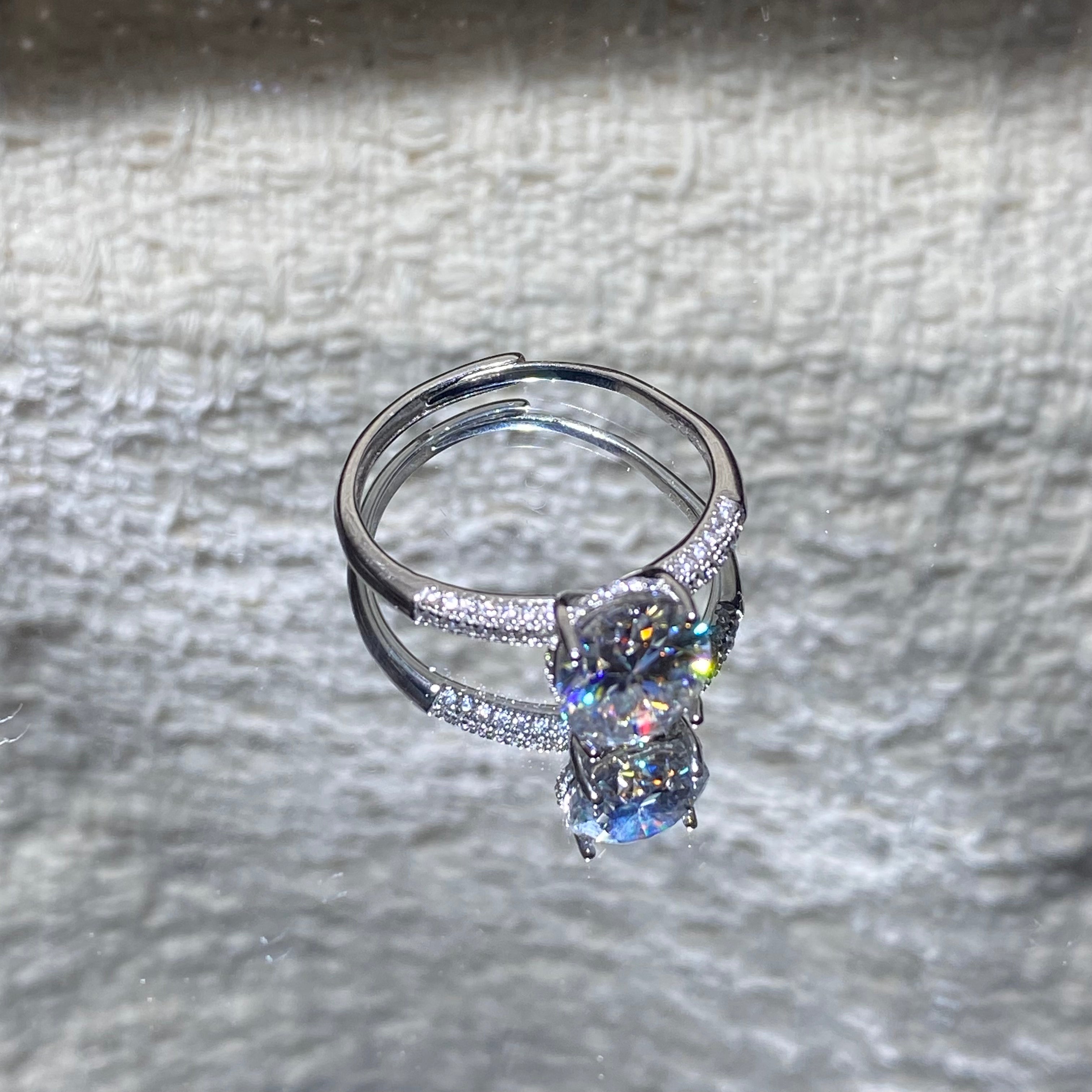 Oval-Cut CZ Moissanite S925 Ring with Pavé Band ✨