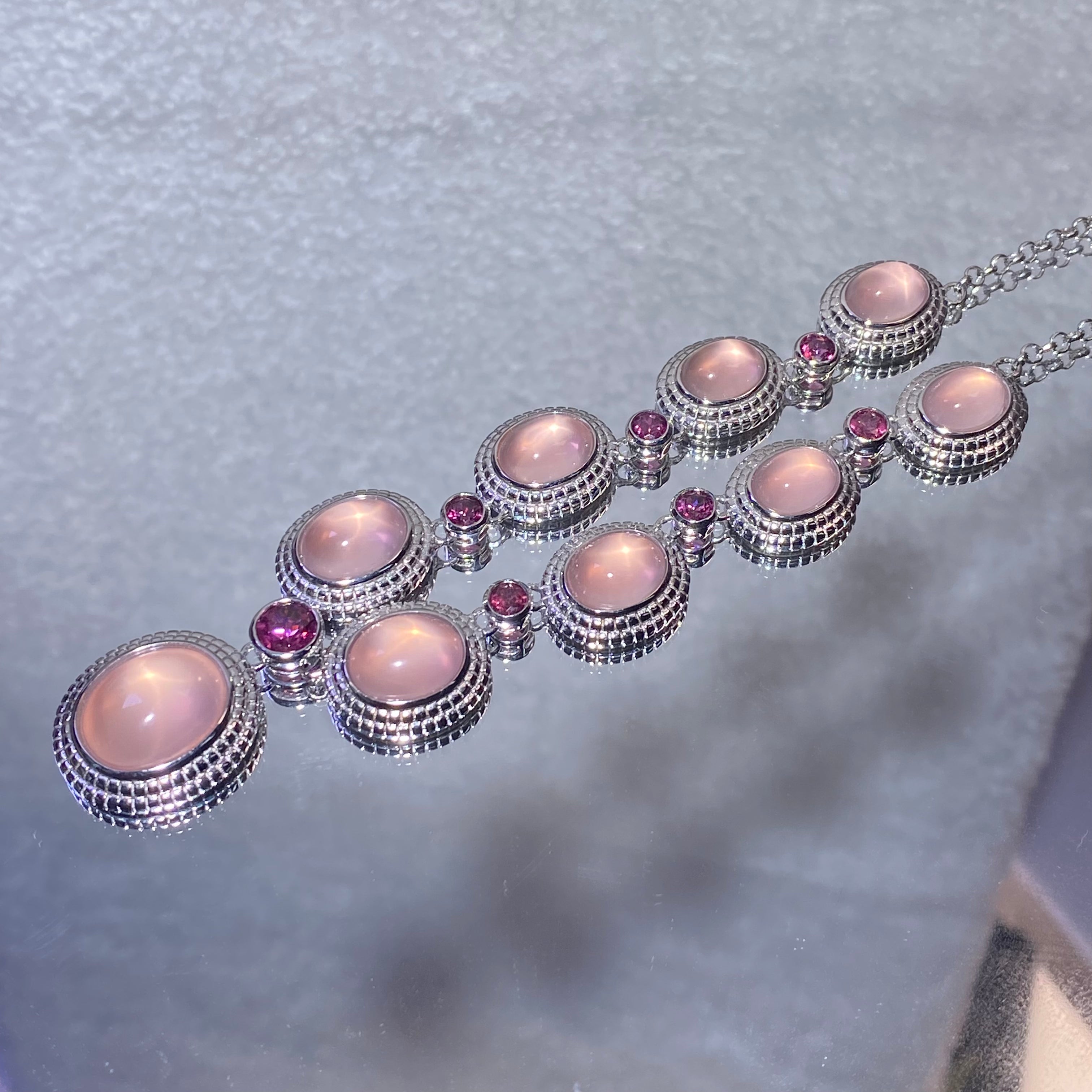 Oval Natural Soft Pink Rose Quartz Multi-Stone Gradient Drop Vintage Silver Statement Necklace Dreamy milky pink rose quartz elegant formal banquet wedding V-neck collarbone chain
