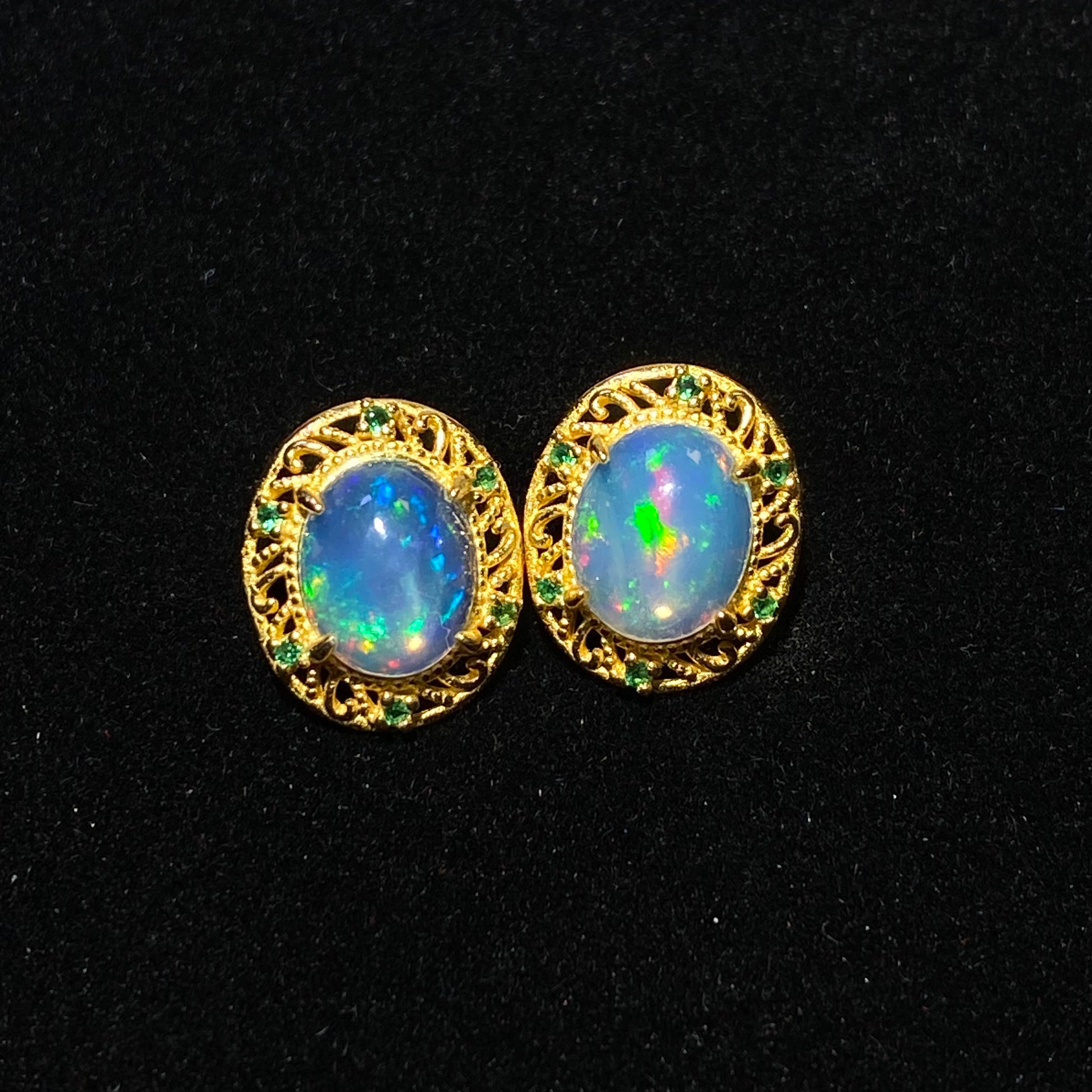 Oval Natural Multi-Color Play-of-Color Ethiopian Opal Vintage Filigree Hollow Gold-Plated Halo Stud Silver Earrings Dreamy iridescent rainbow lightweight hypoallergenic vintage daily & formal gold gem earrings