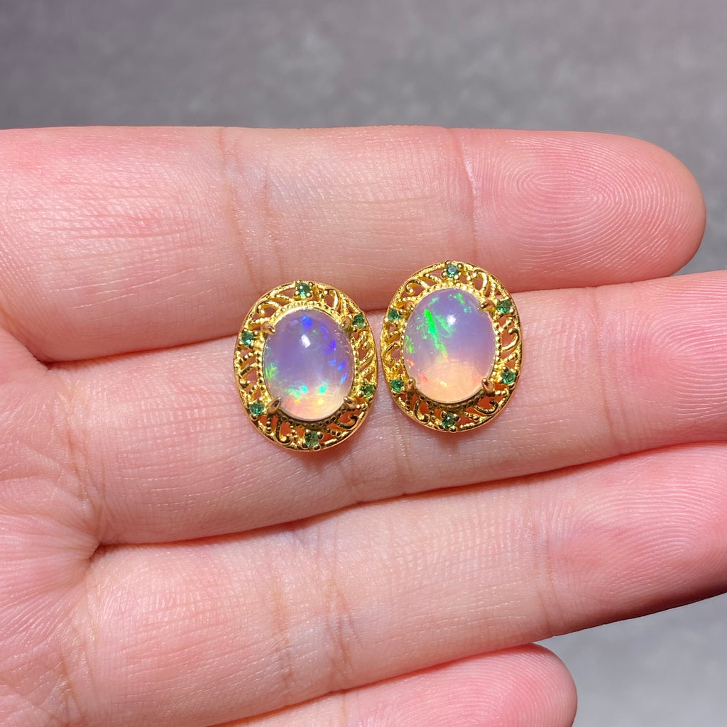 Oval Natural Multi-Color Play-of-Color Ethiopian Opal Vintage Filigree Hollow Gold-Plated Halo Stud Silver Earrings Dreamy iridescent rainbow lightweight hypoallergenic vintage daily & formal gold gem earrings
