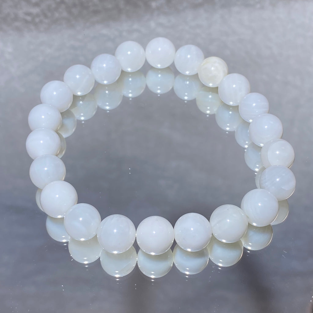 8.7mm 16cm Smooth Matte Natural White Seashell Round Bead Single Strand Bracelet Soft neutral ocean minimalist lightweight stackable daily calming beaded bracelet