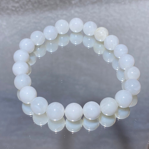 8.7mm 16cm Smooth Matte Natural White Seashell Round Bead Single Strand Bracelet Soft neutral ocean minimalist lightweight stackable daily calming beaded bracelet