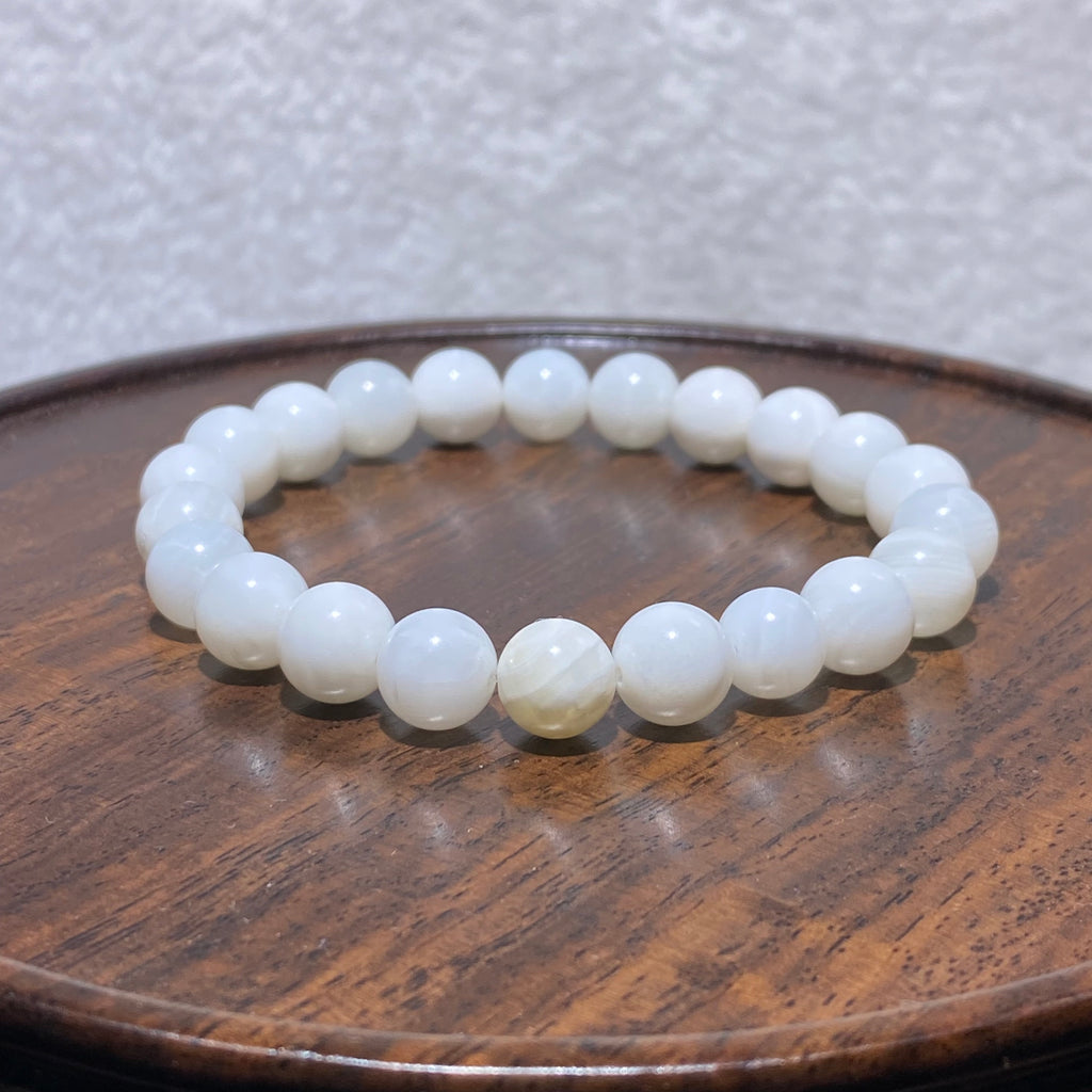 8.7mm 16cm Smooth Matte Natural White Seashell Round Bead Single Strand Bracelet Soft neutral ocean minimalist lightweight stackable daily calming beaded bracelet