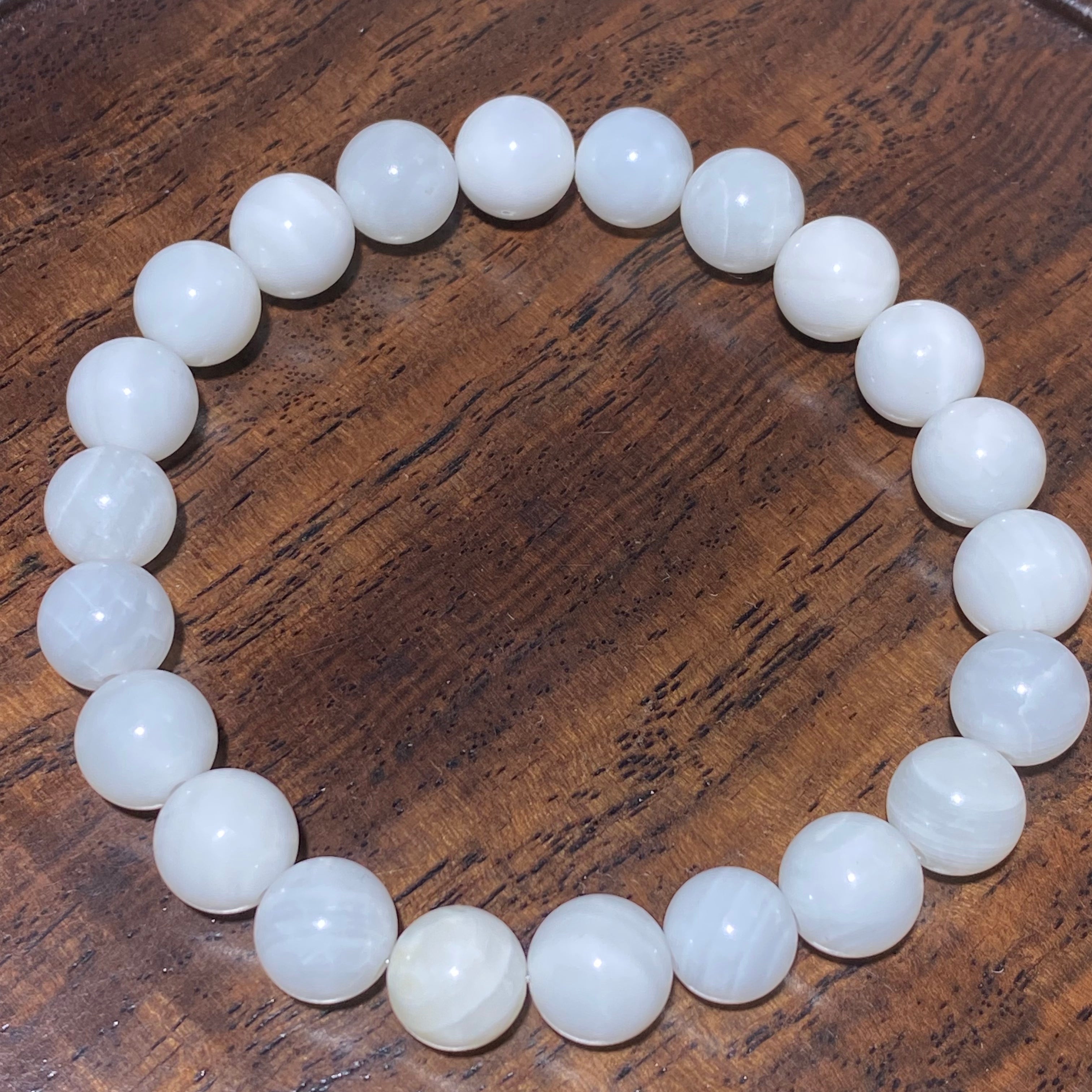 8.7mm 16cm Smooth Matte Natural White Seashell Round Bead Single Strand Bracelet Soft neutral ocean minimalist lightweight stackable daily calming beaded bracelet