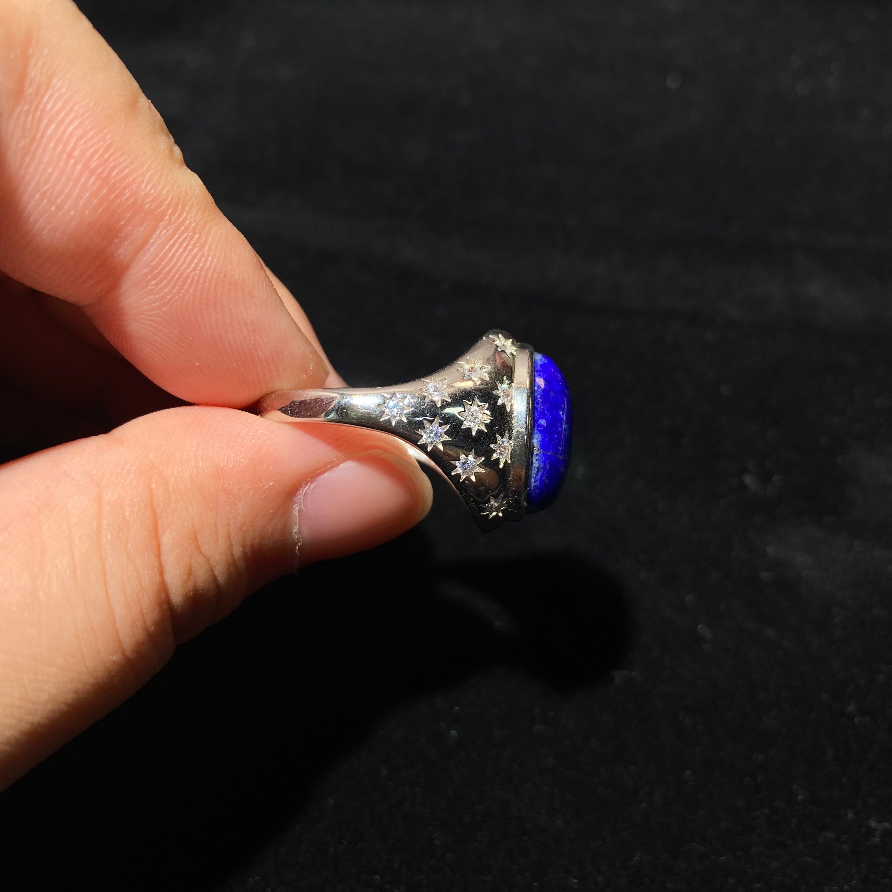 Natural Lapis Lazuli Large Oval Cabochon Vintage Carved Antiqued Silver Ring | Third Eye Throat Chakra Wisdom Crystal Bohemian Noble Statement Ring for Clarity & Truth