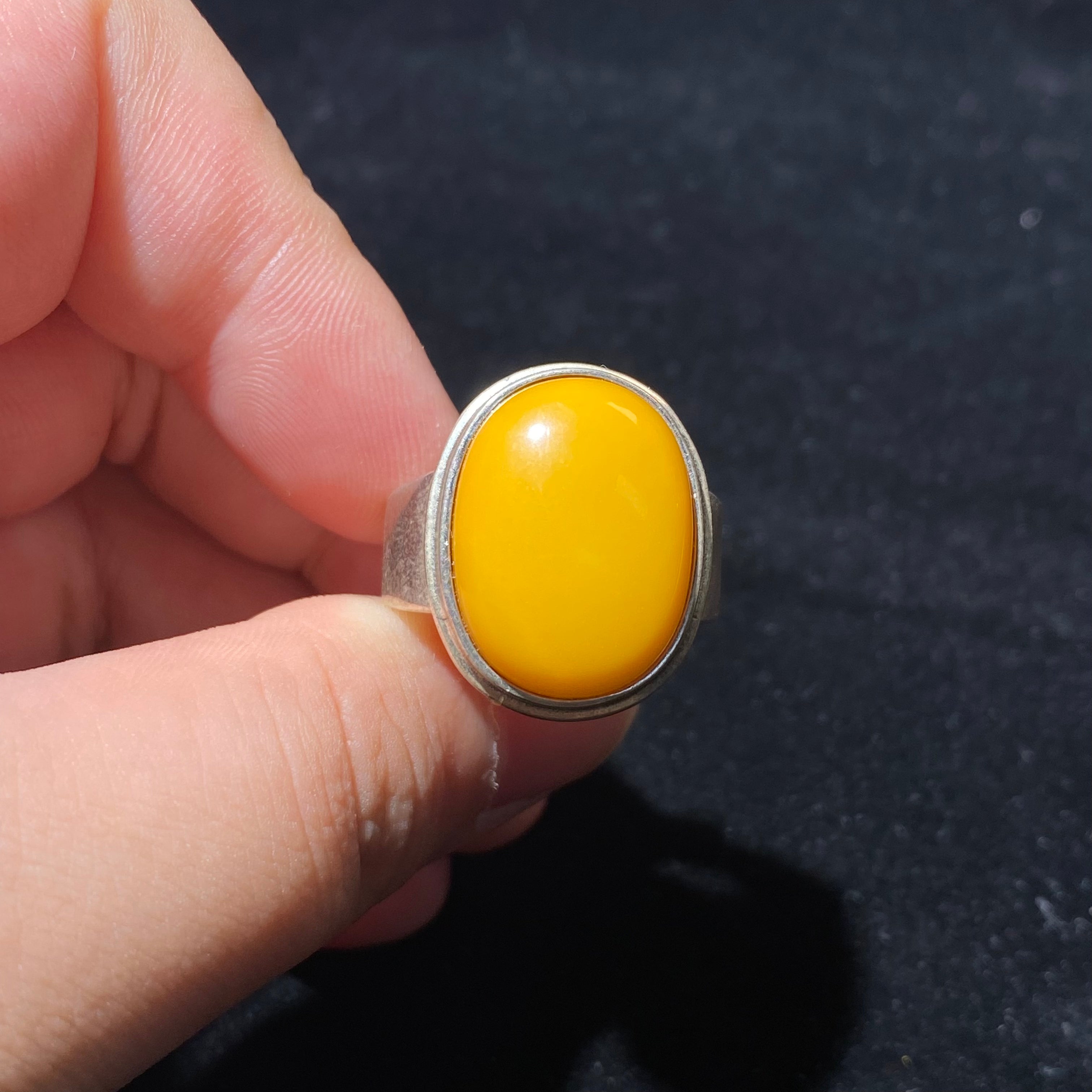 Natural Butter Yellow Amber Oval Cabochon Double Bezel Vintage Plain Silver Ring | Solar Plexus Heart Chakra Warm Abundance Crystal Minimalist Statement Ring for Vitality & Gentle Fortune