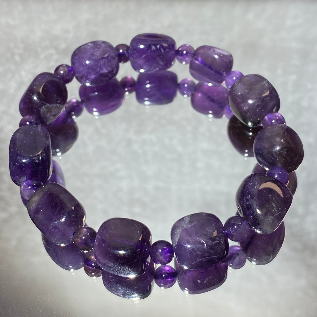 Natural Amethyst Tumble Bead Stretch Bracelet, Fits 16cm Wrist | Crown Third Eye Chakra Calming Crystal, Clear Mental Fog & Improve Sleep, Irregular Sugar Bean Healing Wrist Jewelry Gift for Women