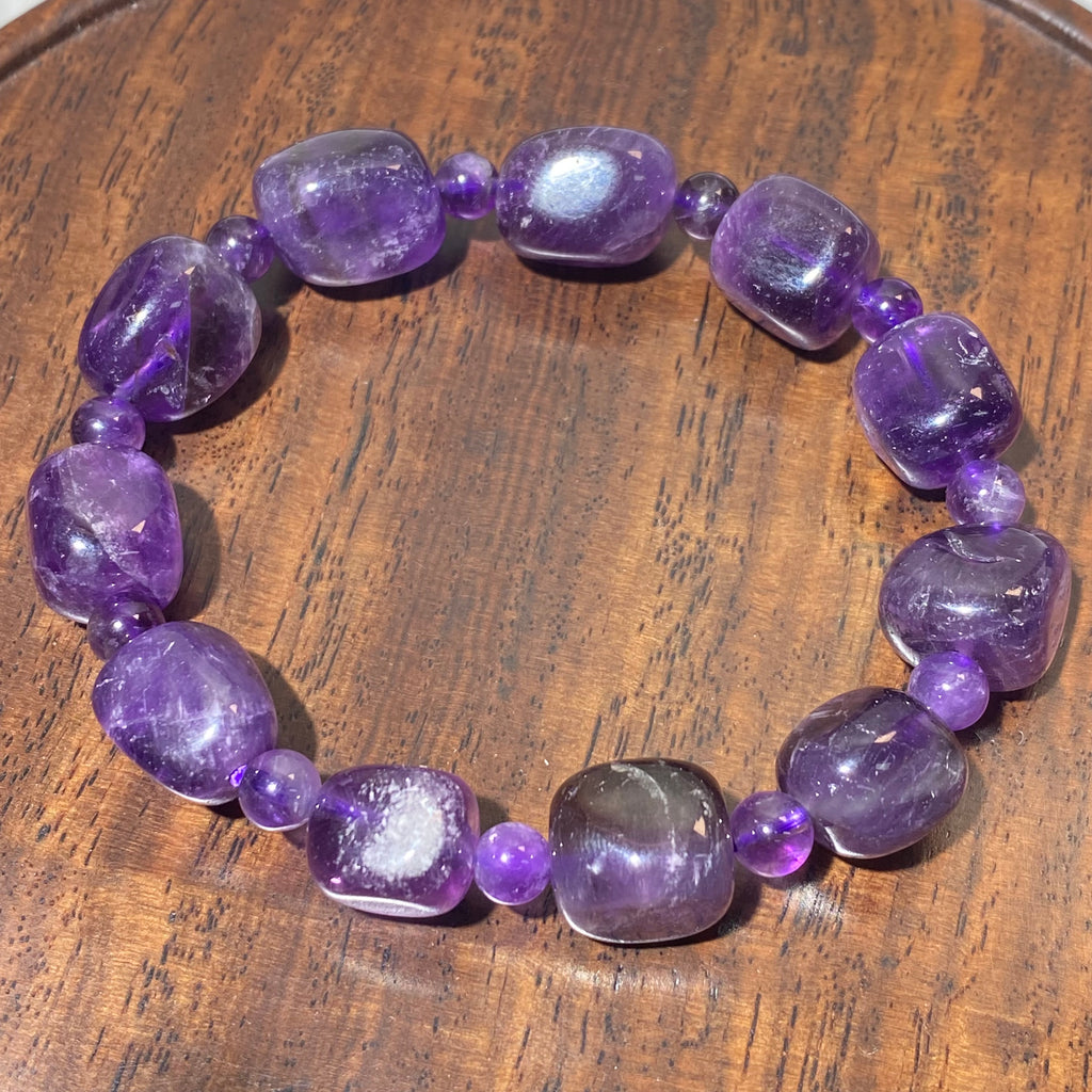 Natural Amethyst Tumble Bead Stretch Bracelet, Fits 16cm Wrist | Crown Third Eye Chakra Calming Crystal, Clear Mental Fog & Improve Sleep, Irregular Sugar Bean Healing Wrist Jewelry Gift for Women