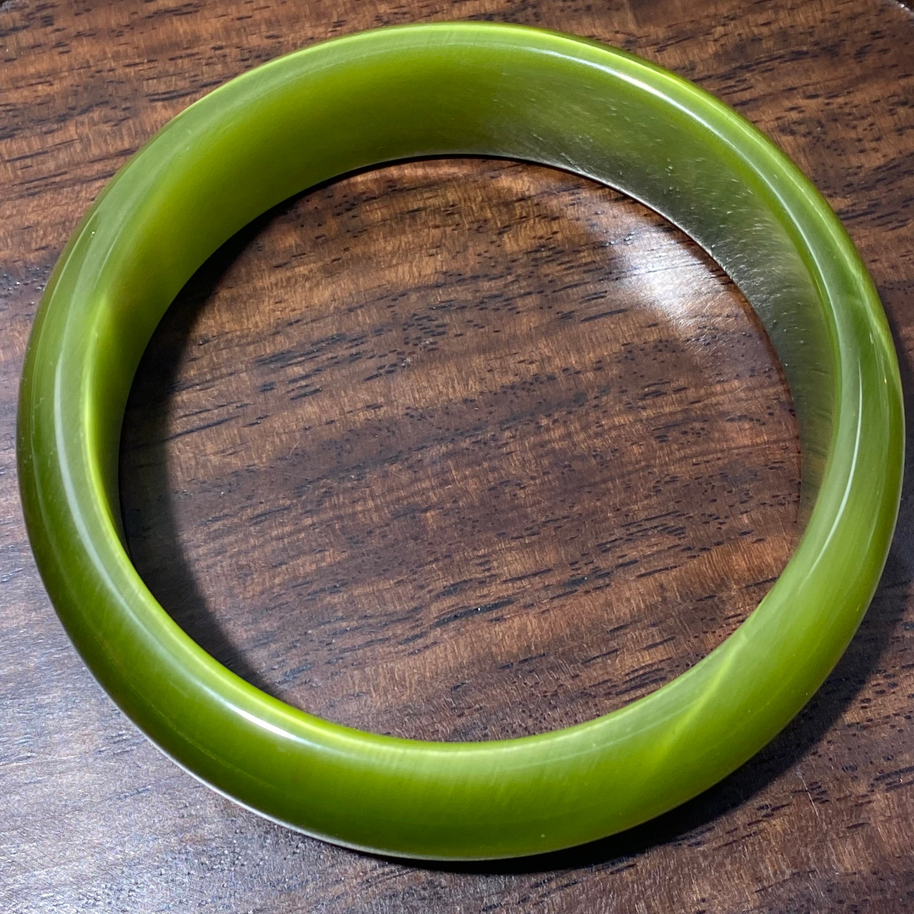 Olive Green Cat's Eye Wide Flat Bangle