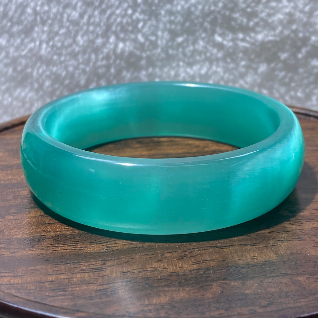 Turquoise Blue Cat's Eye Wide Flat Bangle