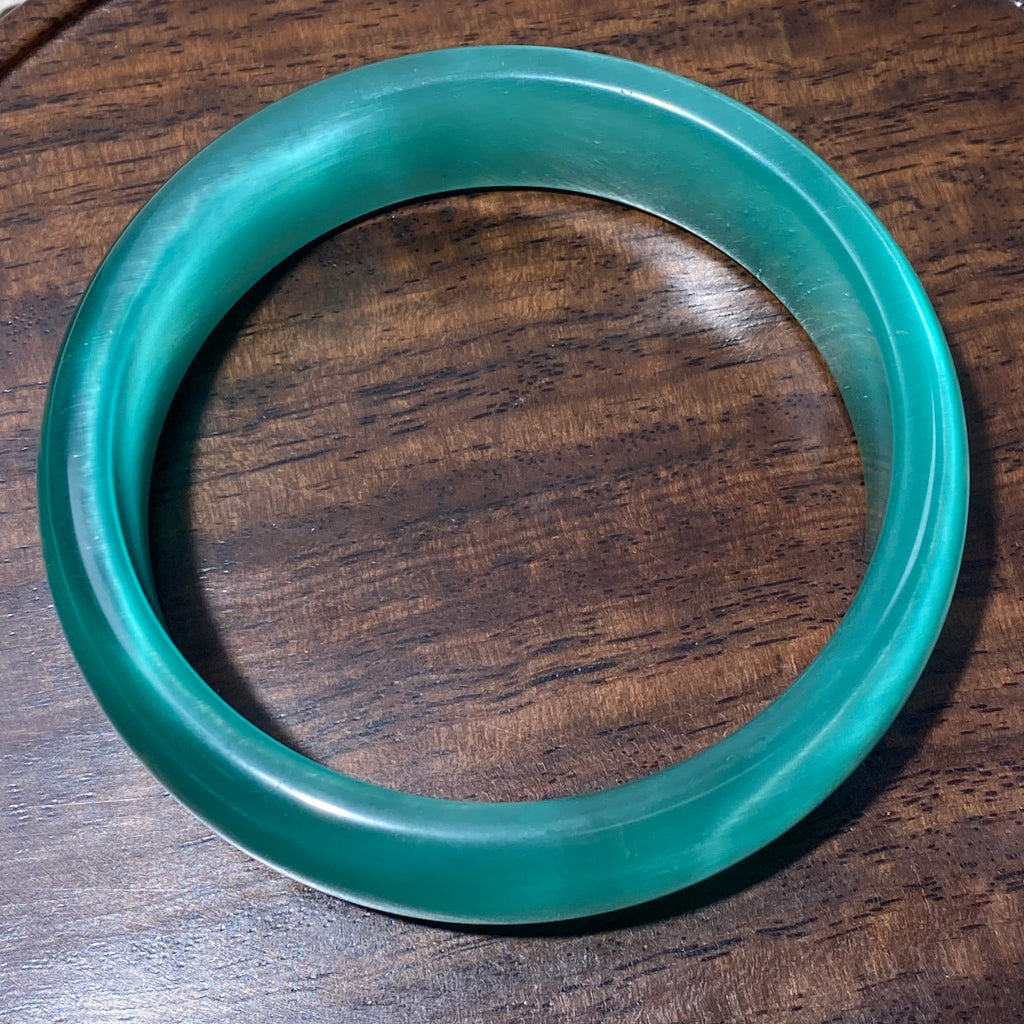 Turquoise Blue Cat's Eye Wide Flat Bangle