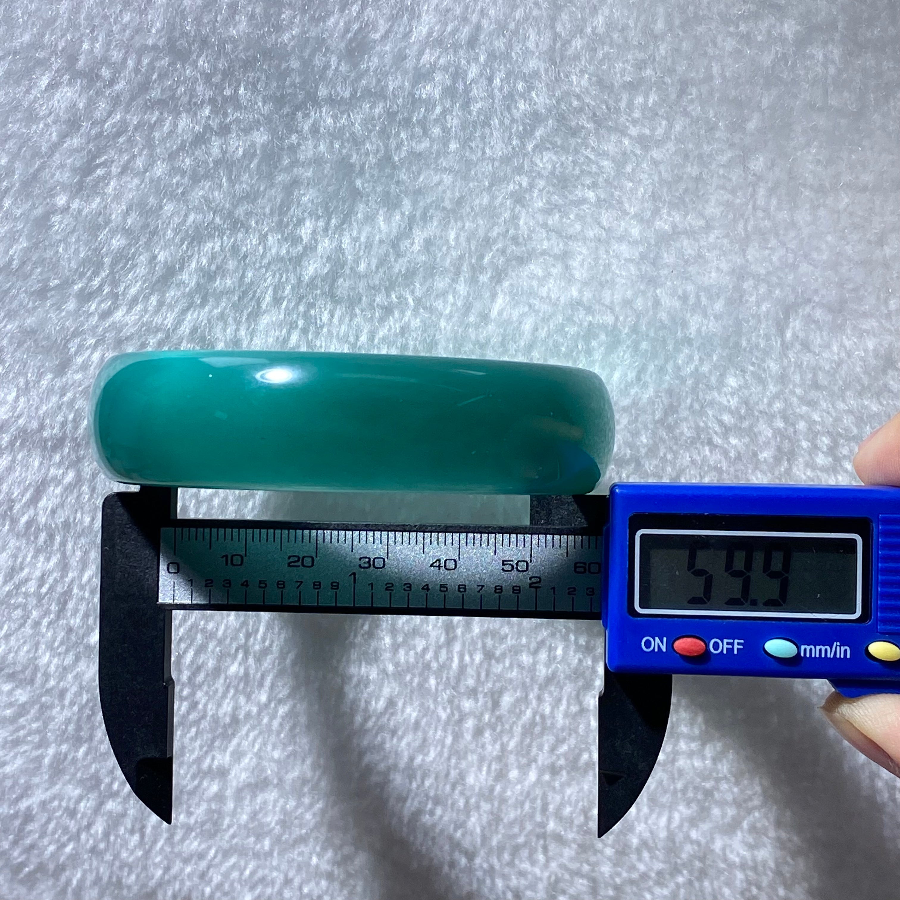 Turquoise Blue Cat's Eye Wide Flat Bangle