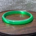Vivid Green Cat's Eye Solid Round Bangle