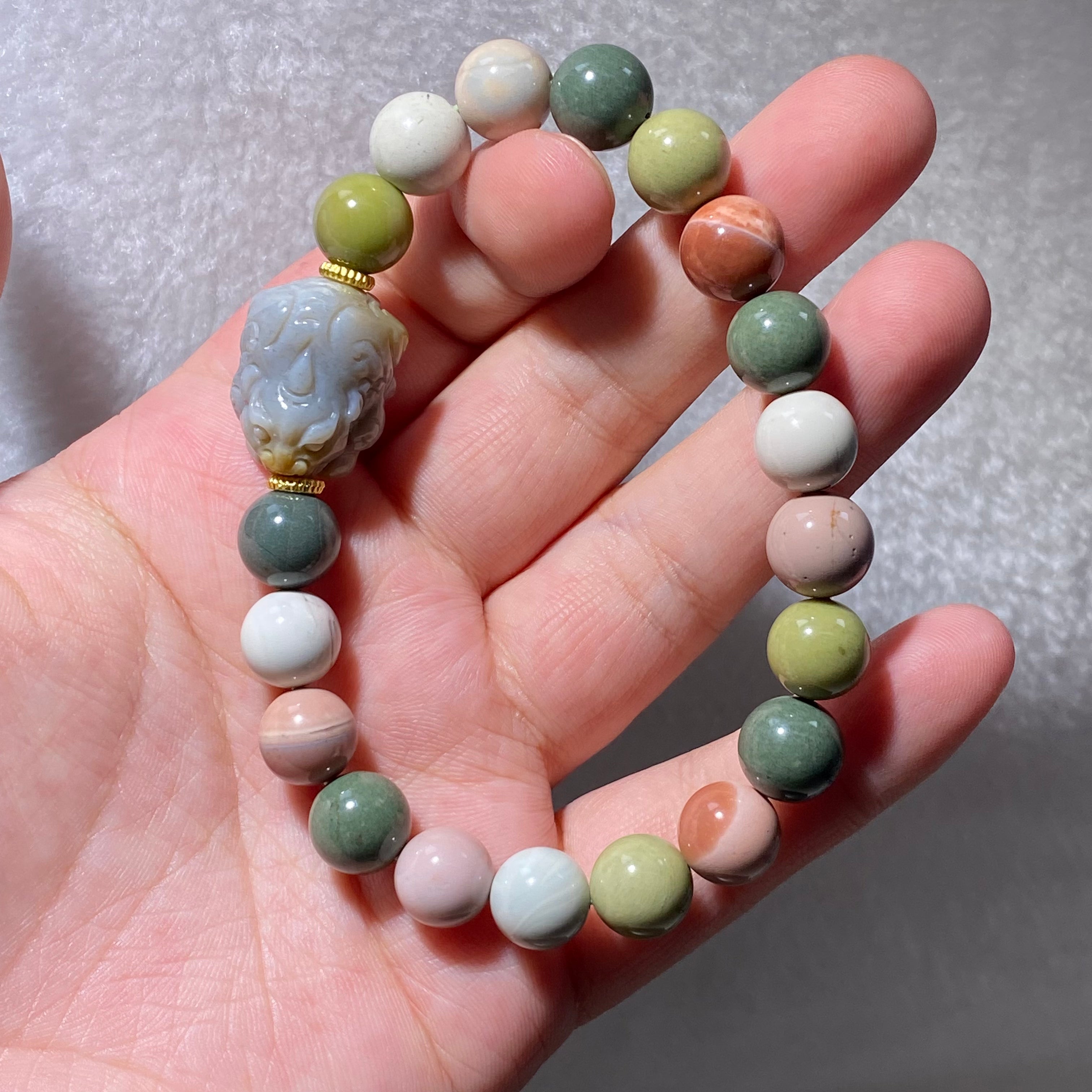 Natural Multicolor Mixed Matte Alashan Agate Pixiu Bead Stretch Bracelet, Fits 16cm Wrist