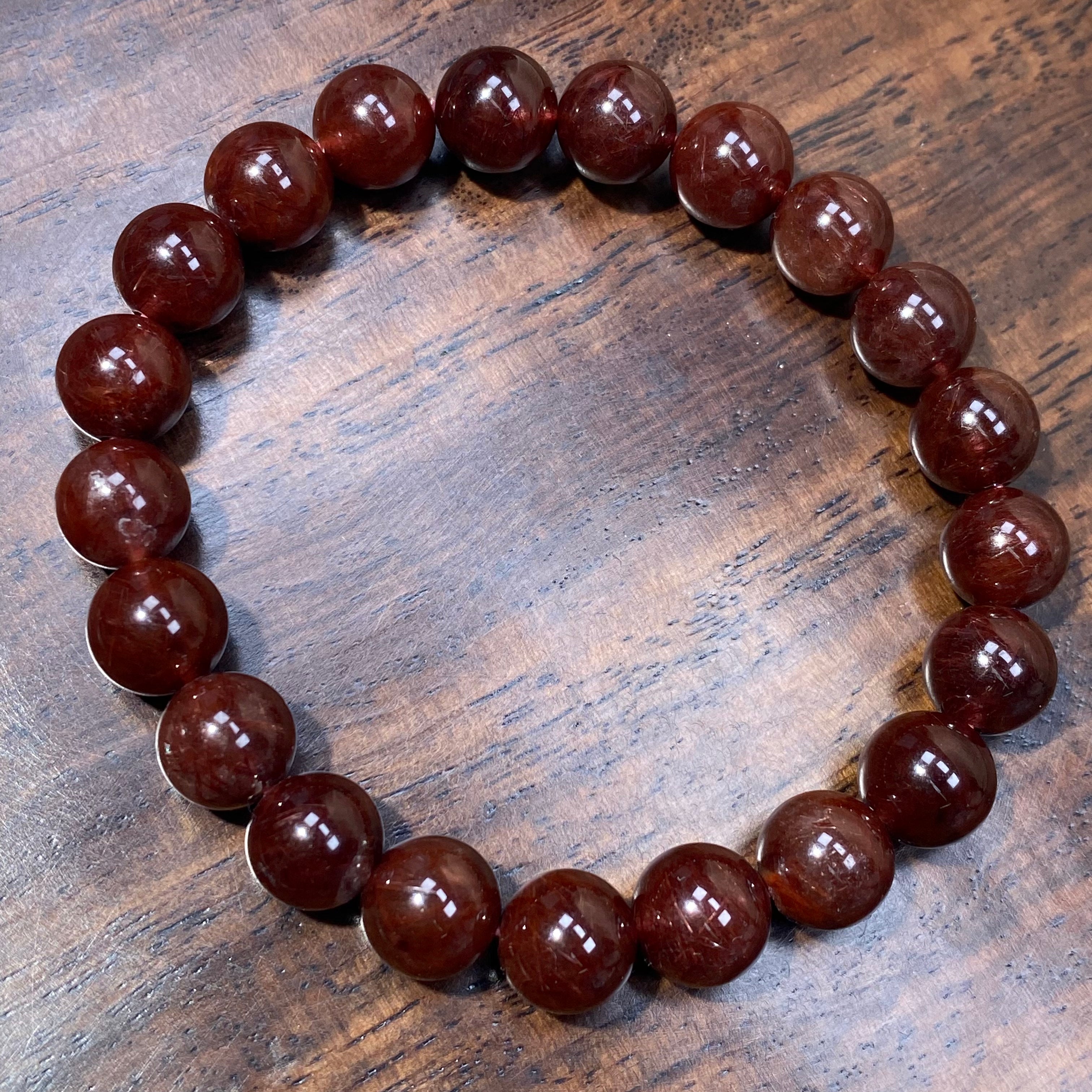 Natural Red Rabbit Fur Quartz Round Bead Bracelet, 9mm Beads, Fits 15.5cm Wrist