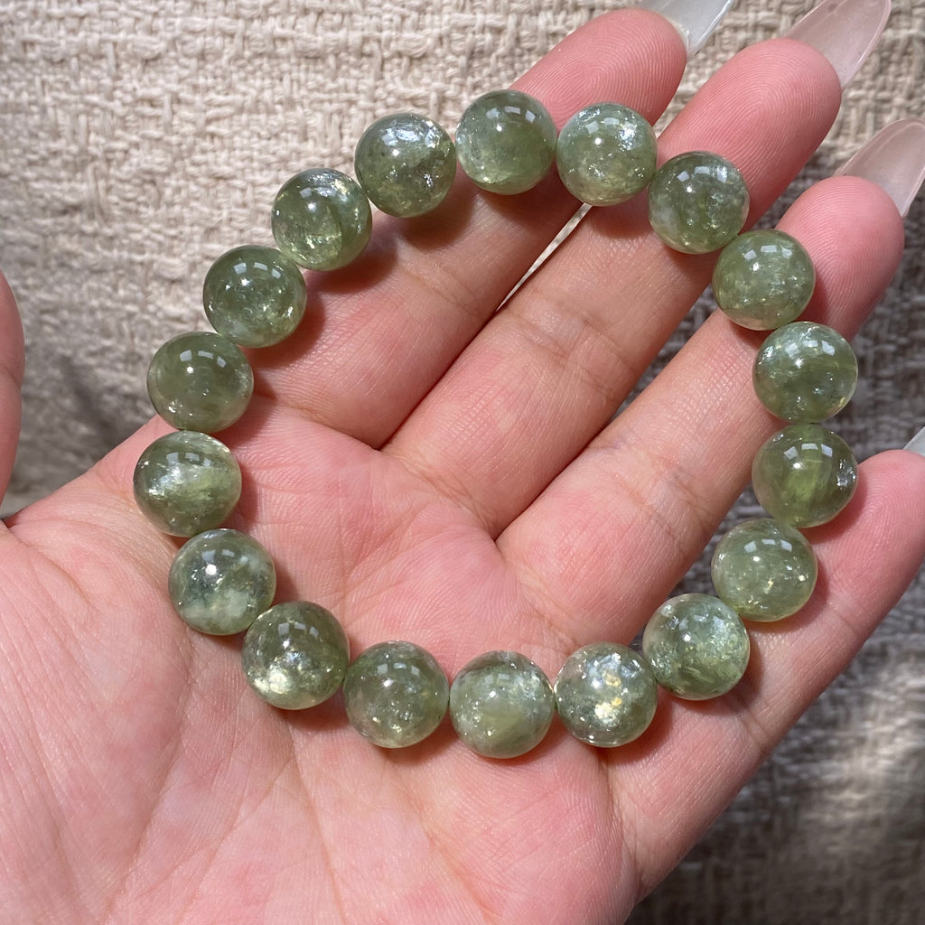 Emerald Round Bead Bracelet, 11.8 mm Beads, Fits 17 cm Wrist