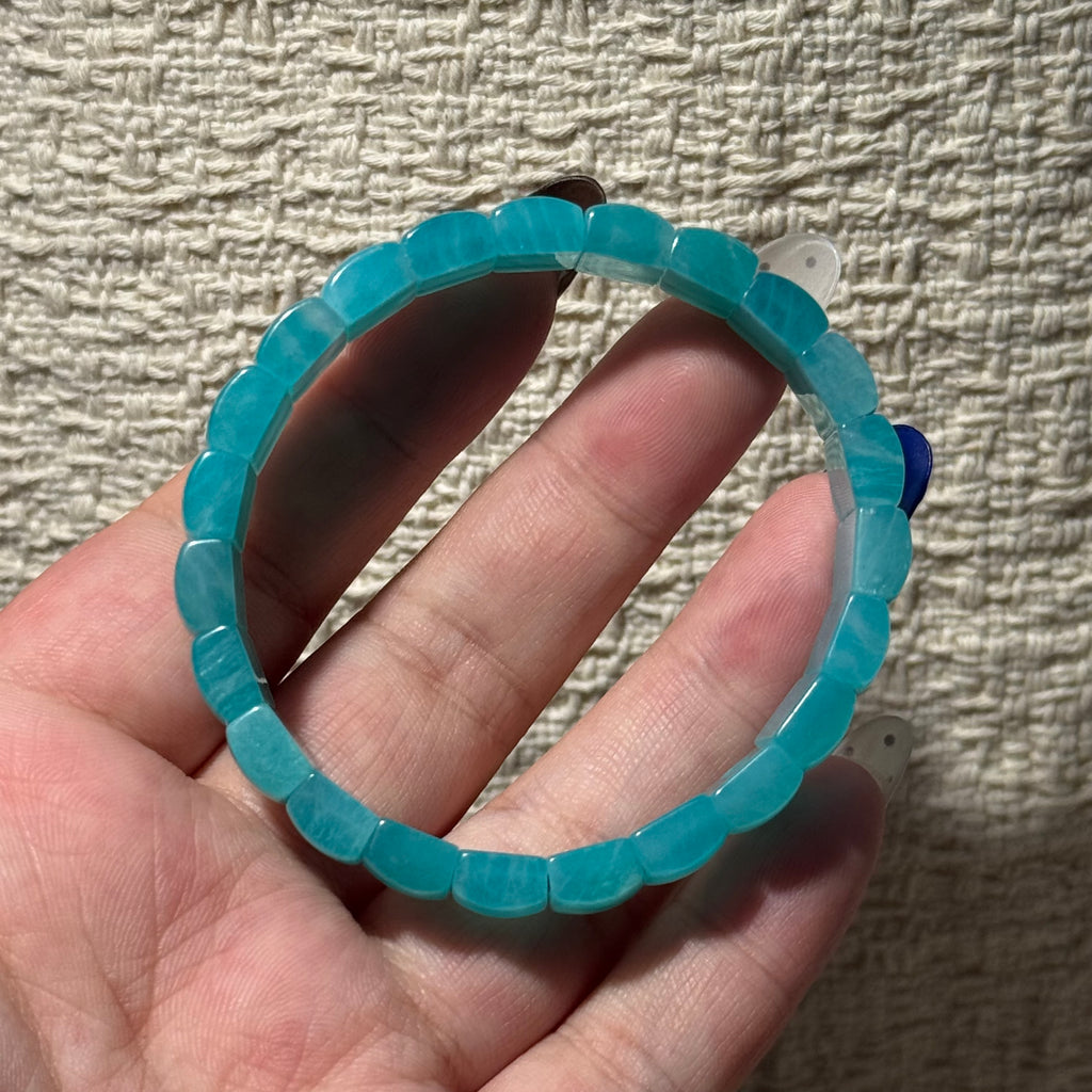 Natural Flat‑Carved Amazonite Stretch Bangle Bracelet