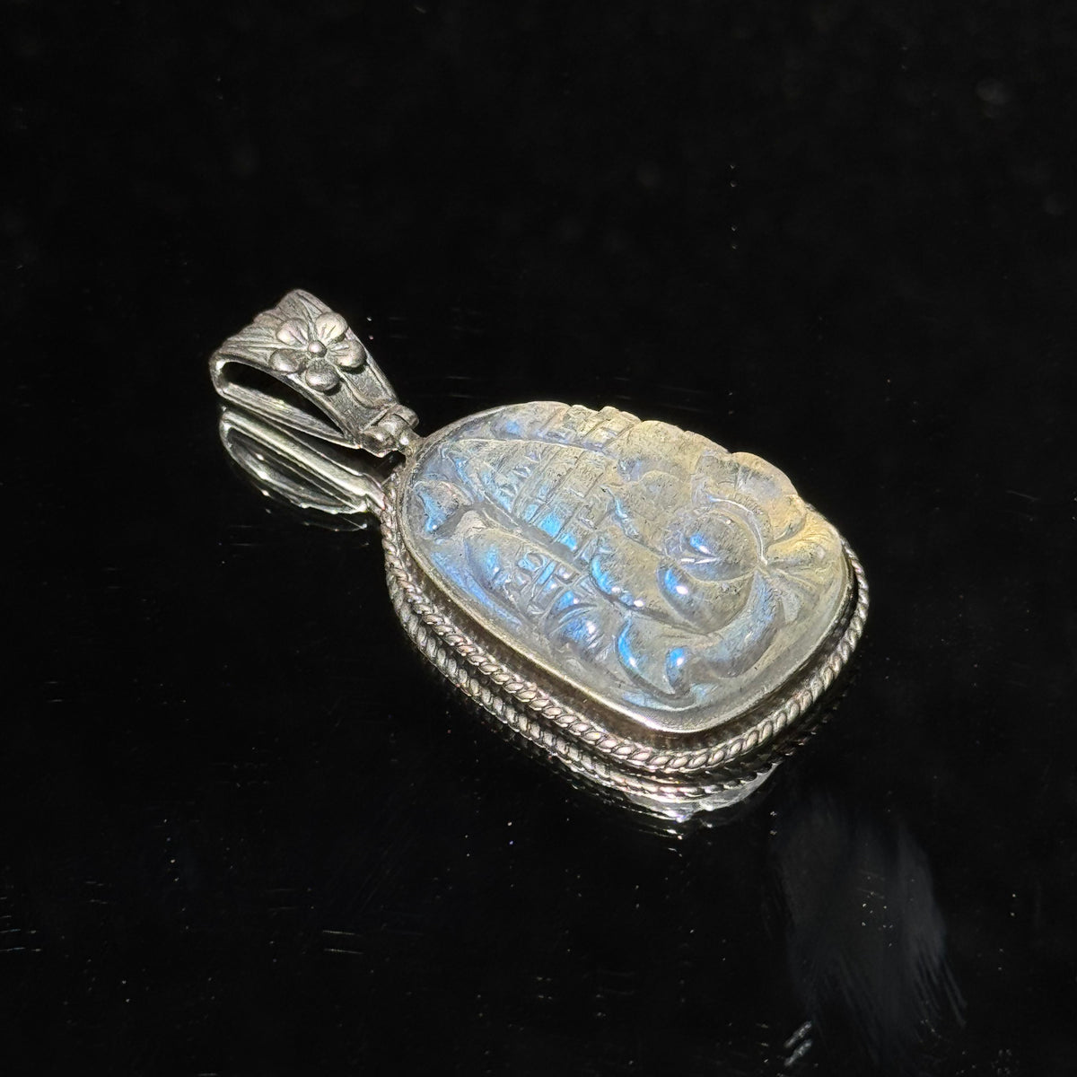 Carved Natural Labradorite Vintage Metal Pendant