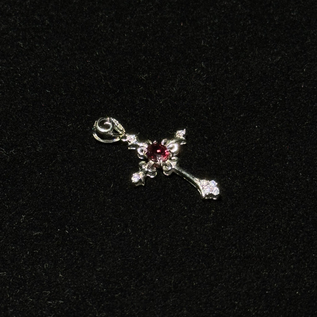 Natural Red Garnet Cross‑Shaped Silver‑Tone Pendant