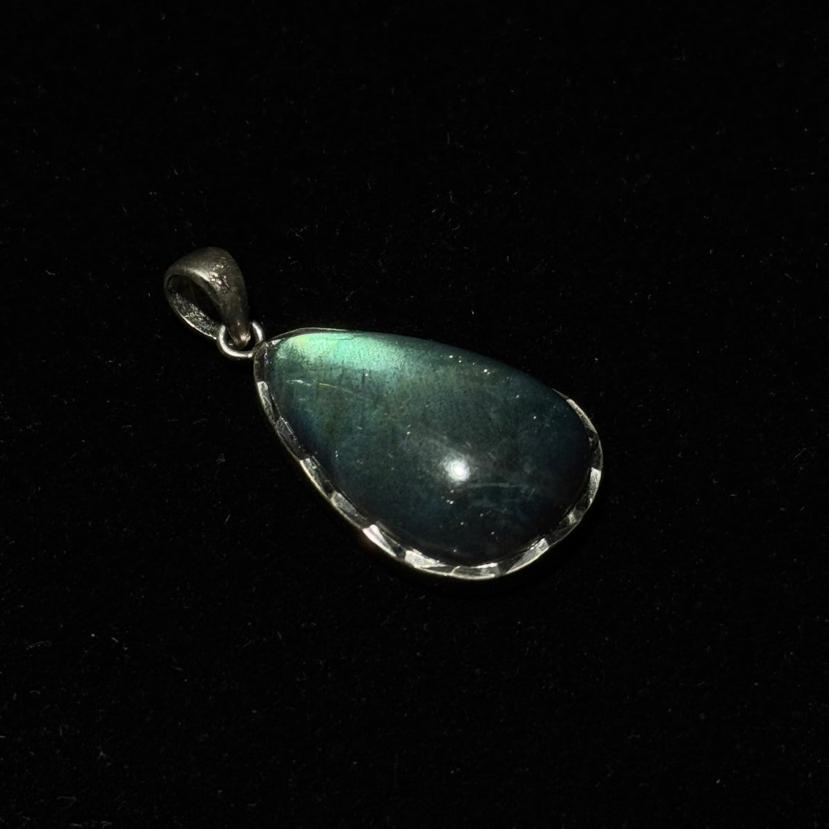 Natural Labradorite Teardrop Vintage Metal Pendant