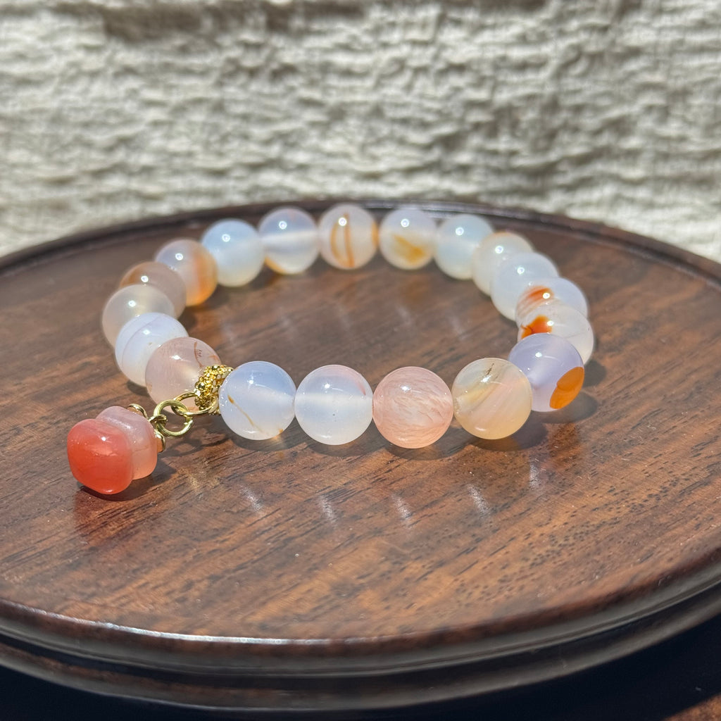 Agate Stretch Bracelet, Persimmon‑Shaped Yanyuan Agate Charm Dangle Bracelet