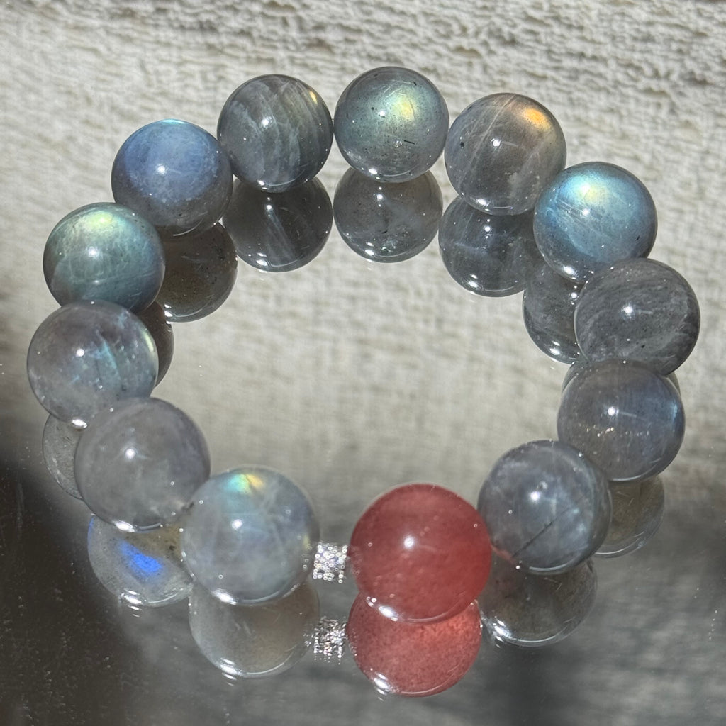 Natural Gray Labradorite Stretch Bracelet, Strawberry Quartz Focal Top Bead Bracelet