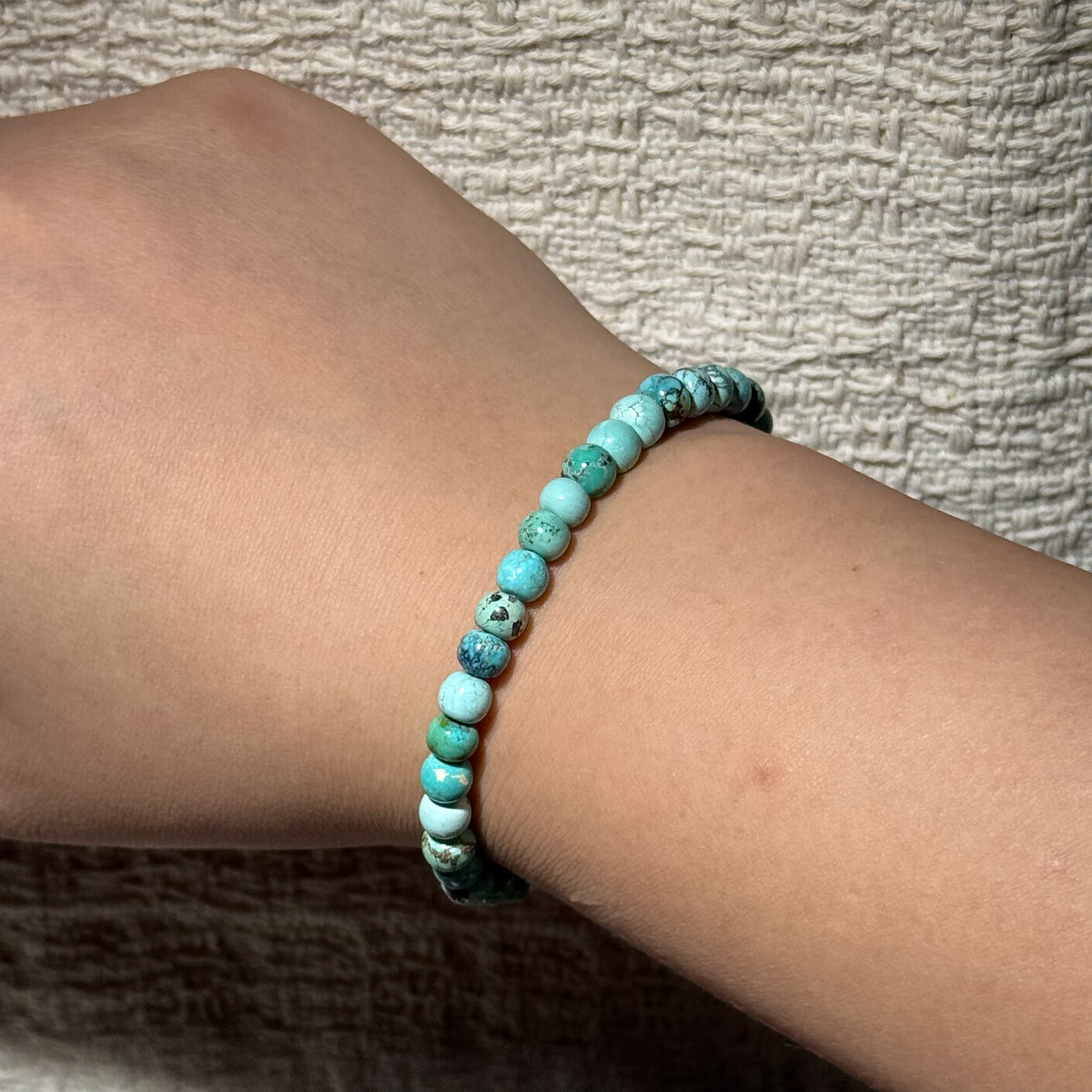 Natural Turquoise Matte Round Bead Stretch Bracelet, Earth‑Tone Raw Turquoise Crystal Bracelet