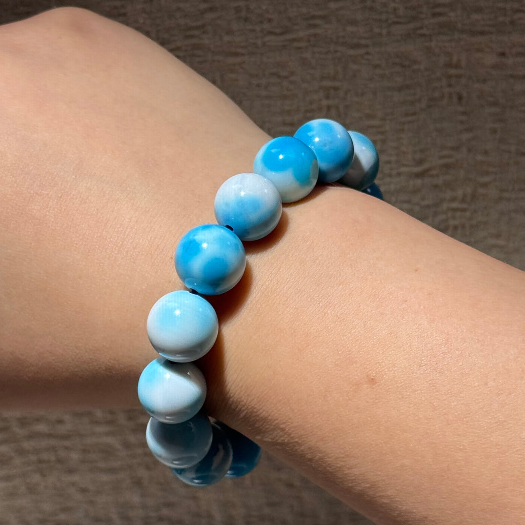 Dyed Agate Round Bead Stretch Bracelet