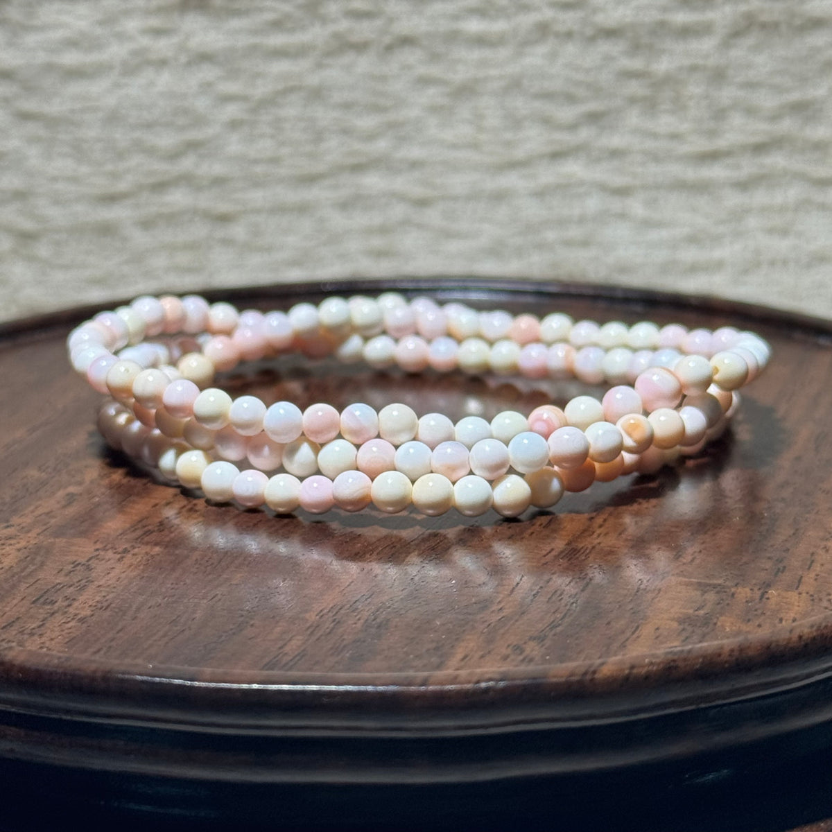 Pastel Shell Bead Multi‑Loop Stretch Bracelet