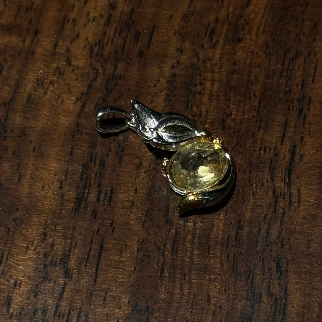 Natural Citrine Fox‑Shaped Two‑Tone Pendant