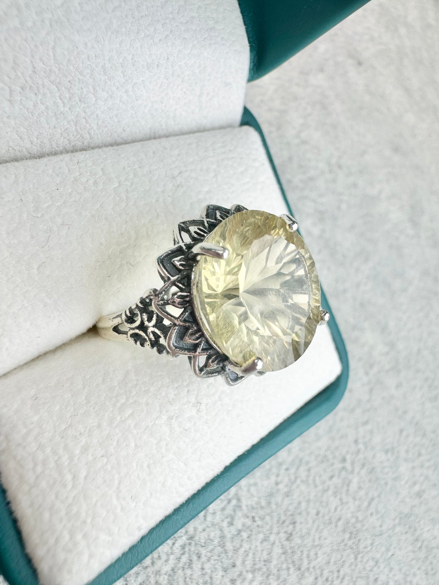 Round S925 Shape Special Cutting Citrine Ring