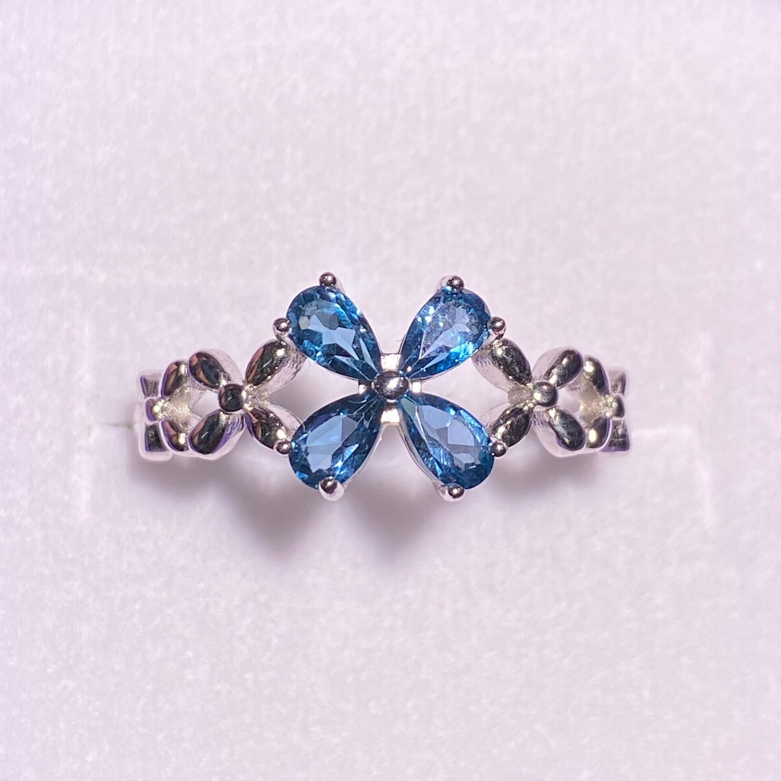 Natrual topaz  shaped s925 ring