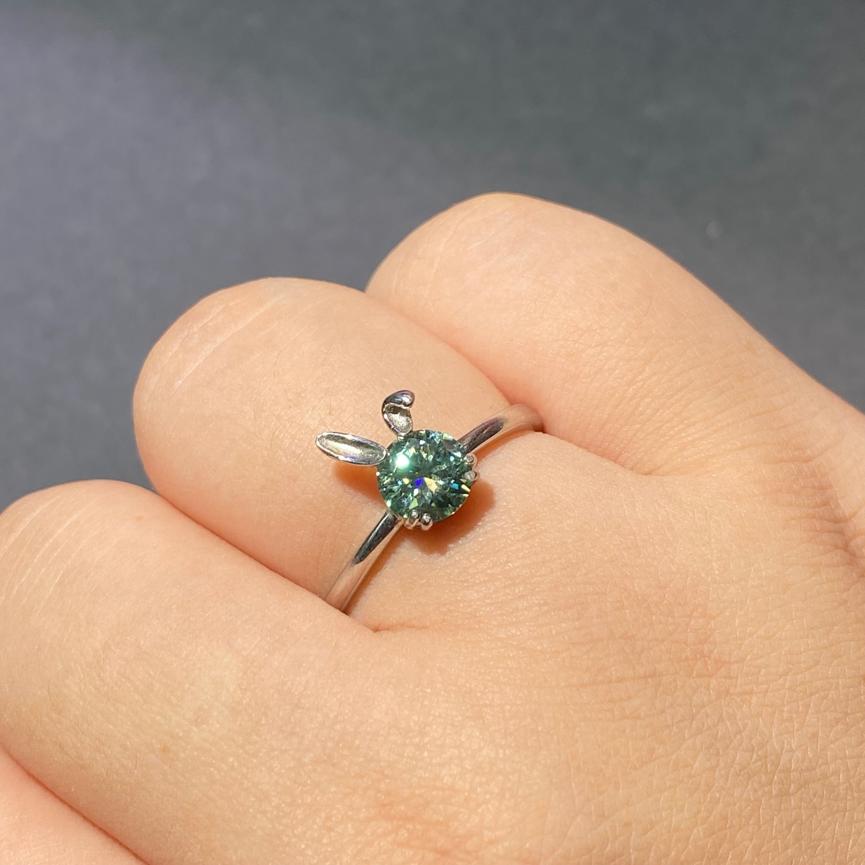 Mozambique diamond rabbit s925 ring