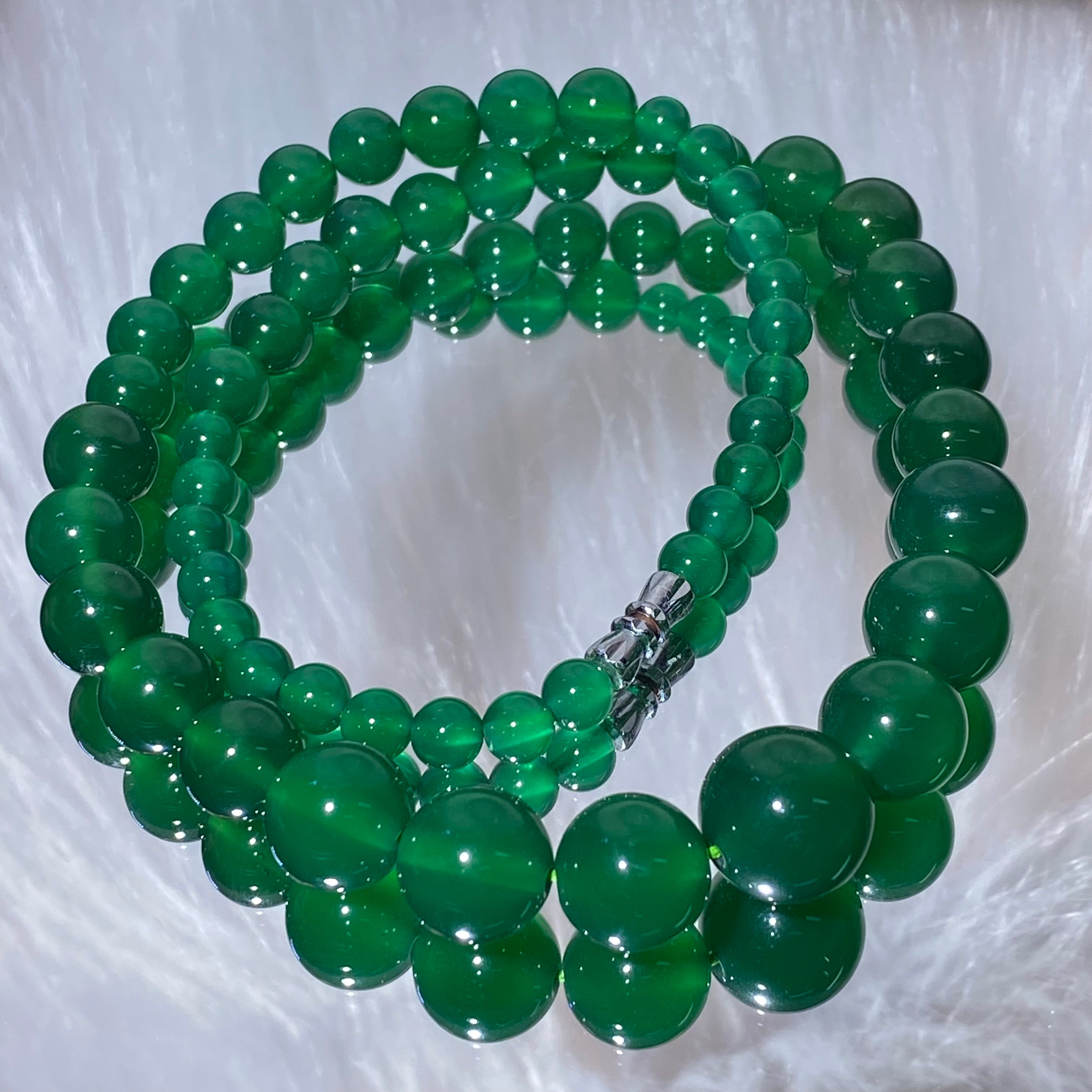 Natural Green Chalcedony Necklaces