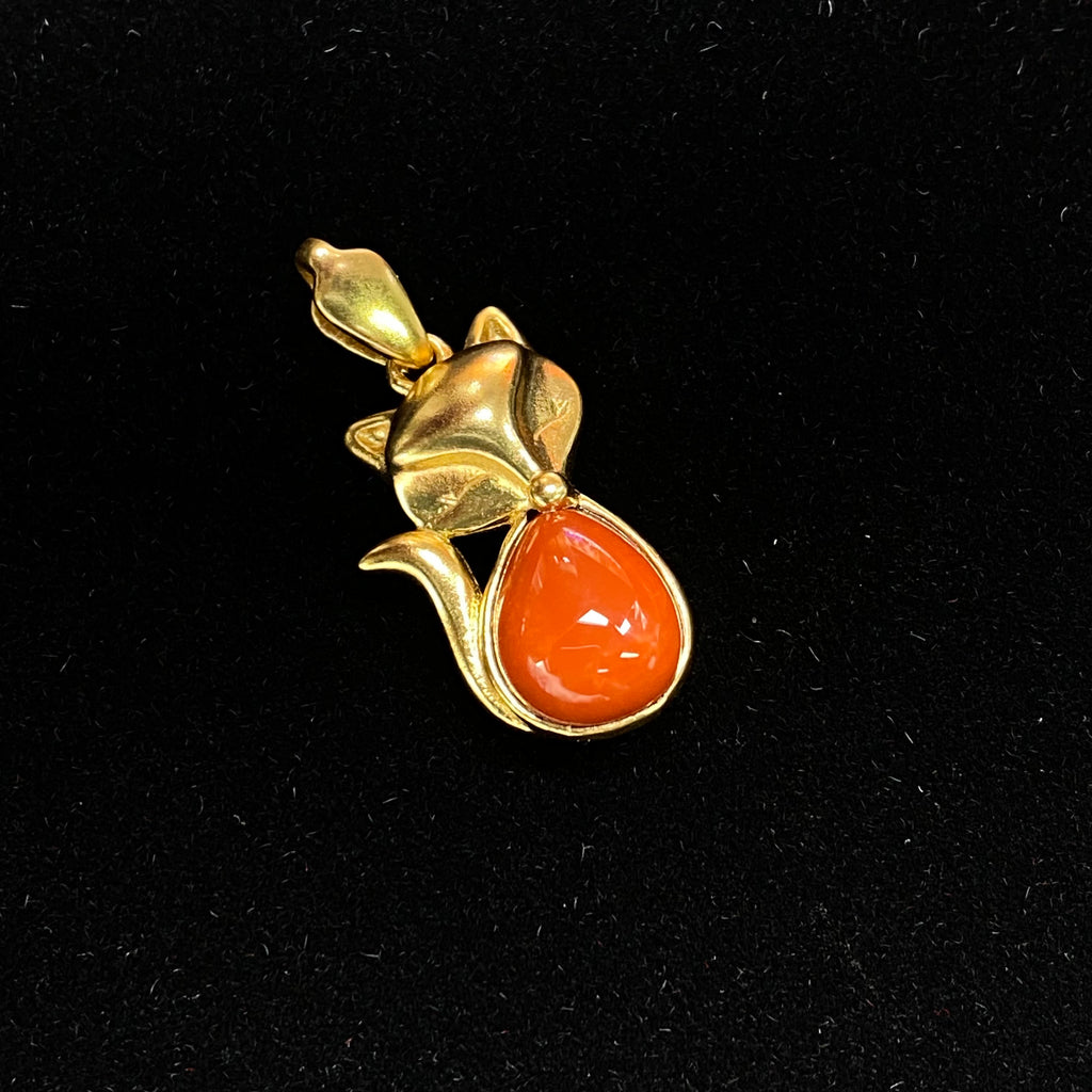 Cute Fox Pendant with Nanhong Agate- Sterling Silver 925 with Gold-Plated Jewelry