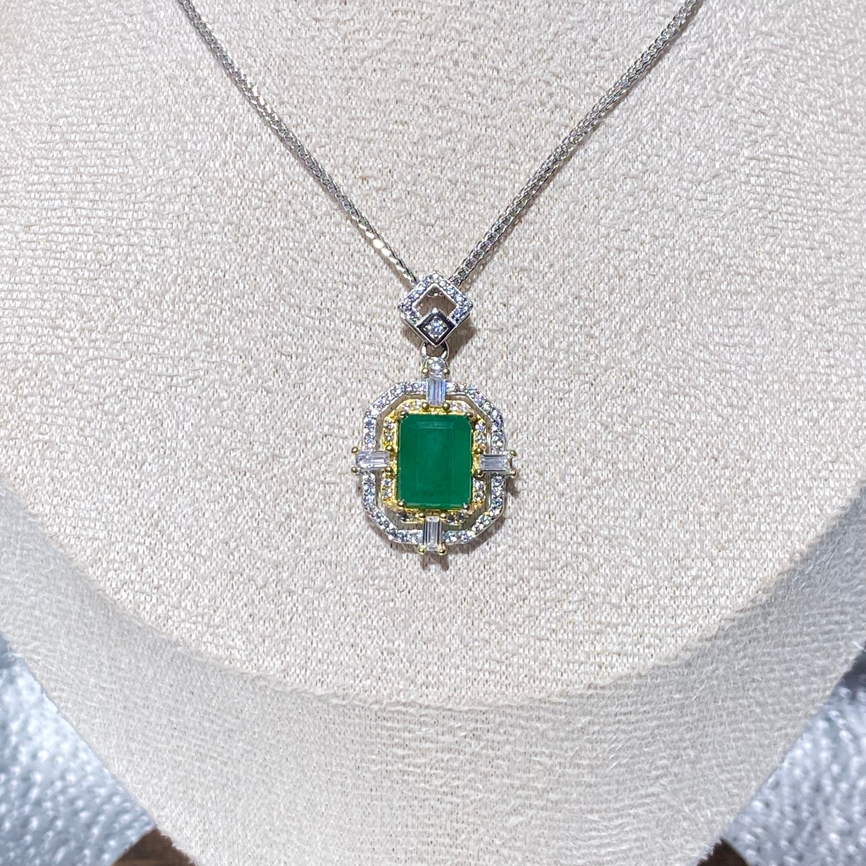 Emerald-Cut Green Emerald S925 Pendant - Vintage Two-Tone Statement Jewelry