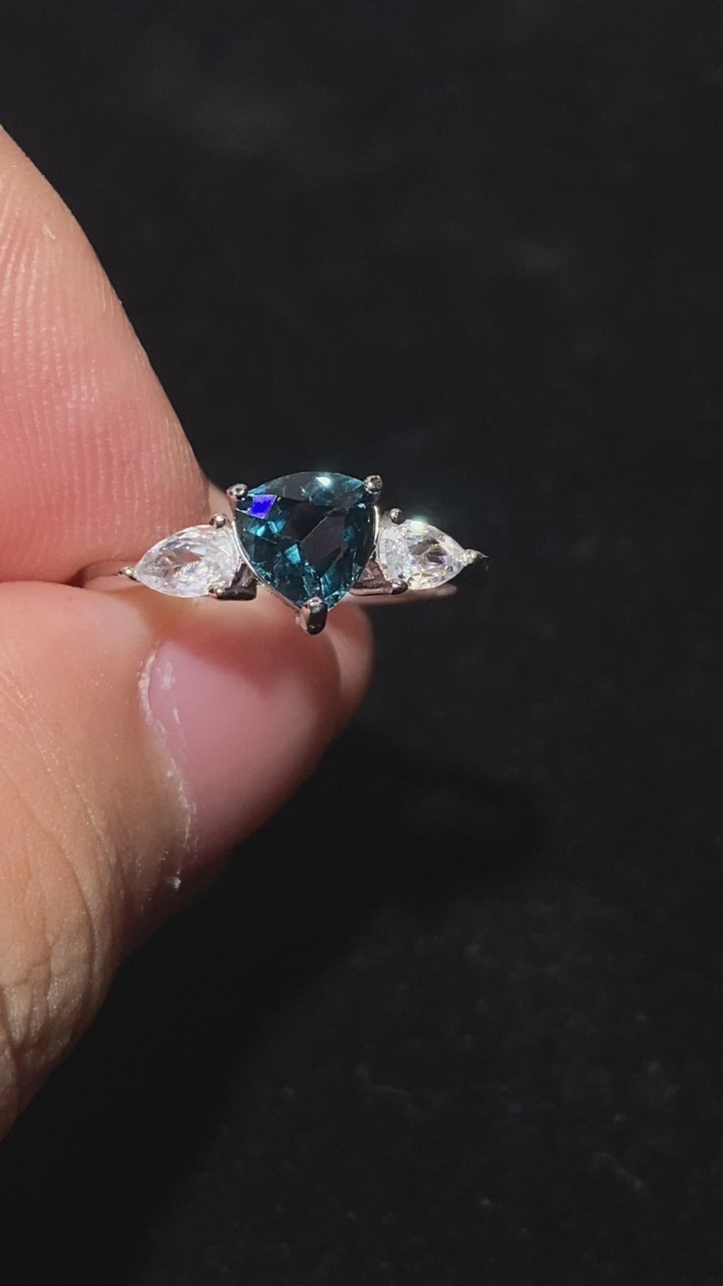 Pear London Blue Topaz Three-Stone Split Shank 925 Sterling Silver Ring Deep ocean blue teardrop main gem flanked by marquise clear zircon accent stones